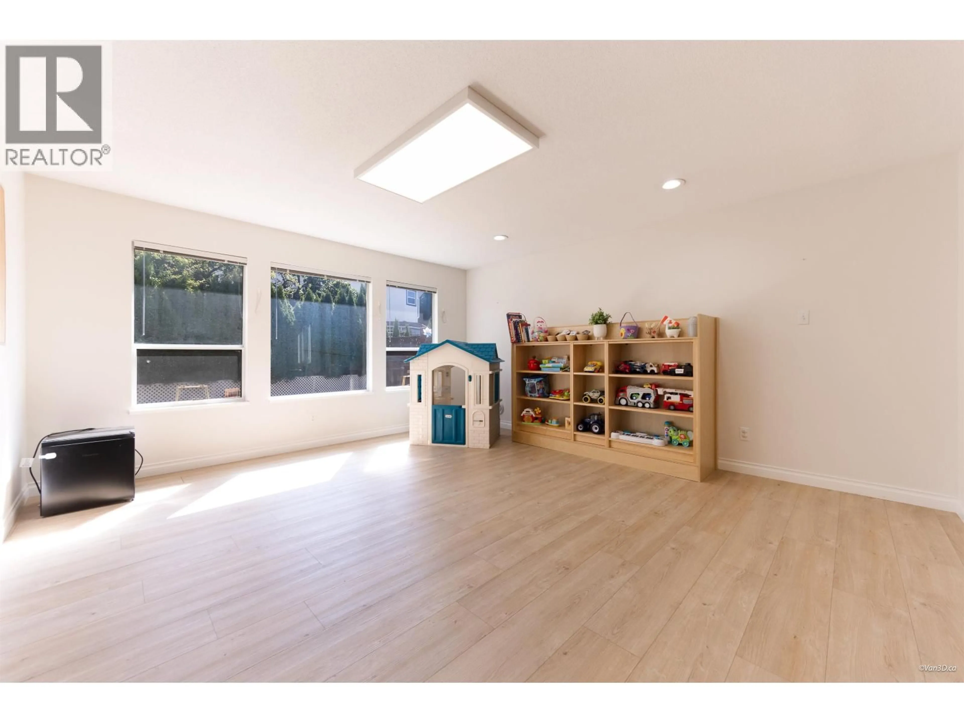A pic of a room for 10128 CARTER COURT, Richmond British Columbia V6X3V2