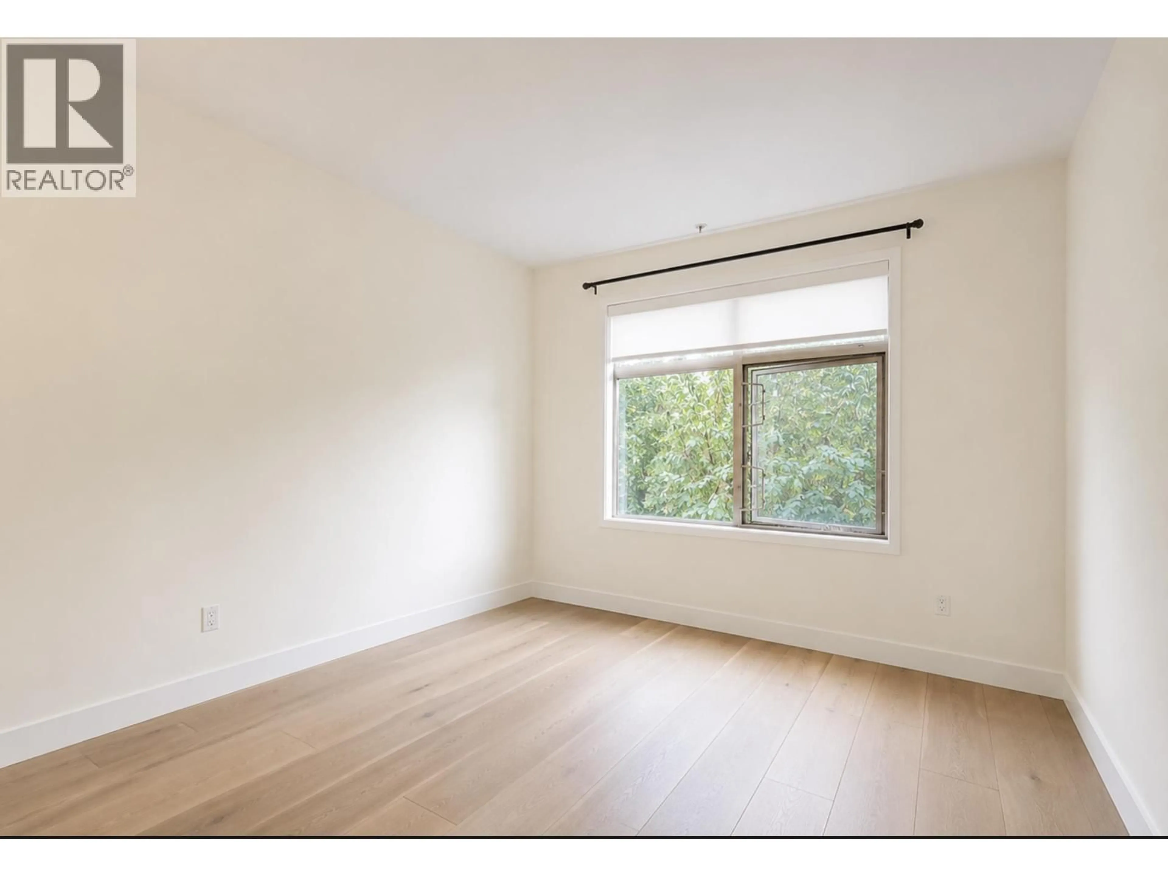 A pic of a room for 201 - 500 KLAHANIE DRIVE, Port Moody British Columbia V3H5L1