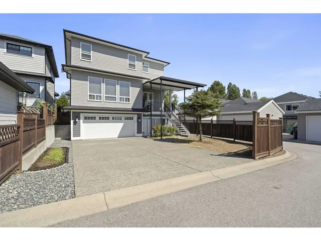 20576 70 AVENUE, Langley 2