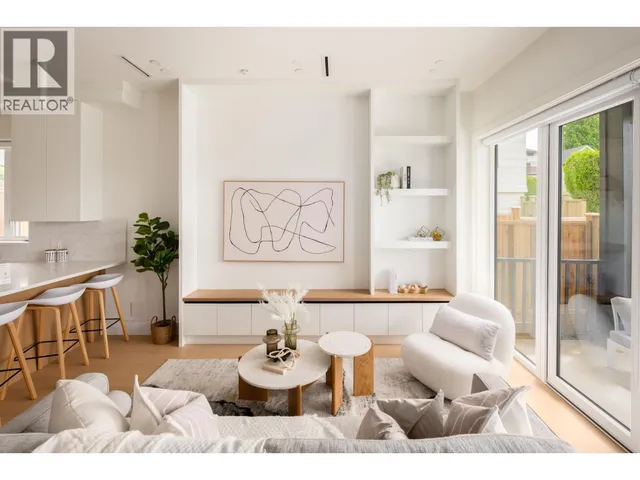 1 - 3645 DUNDAS STREET, Vancouver 2