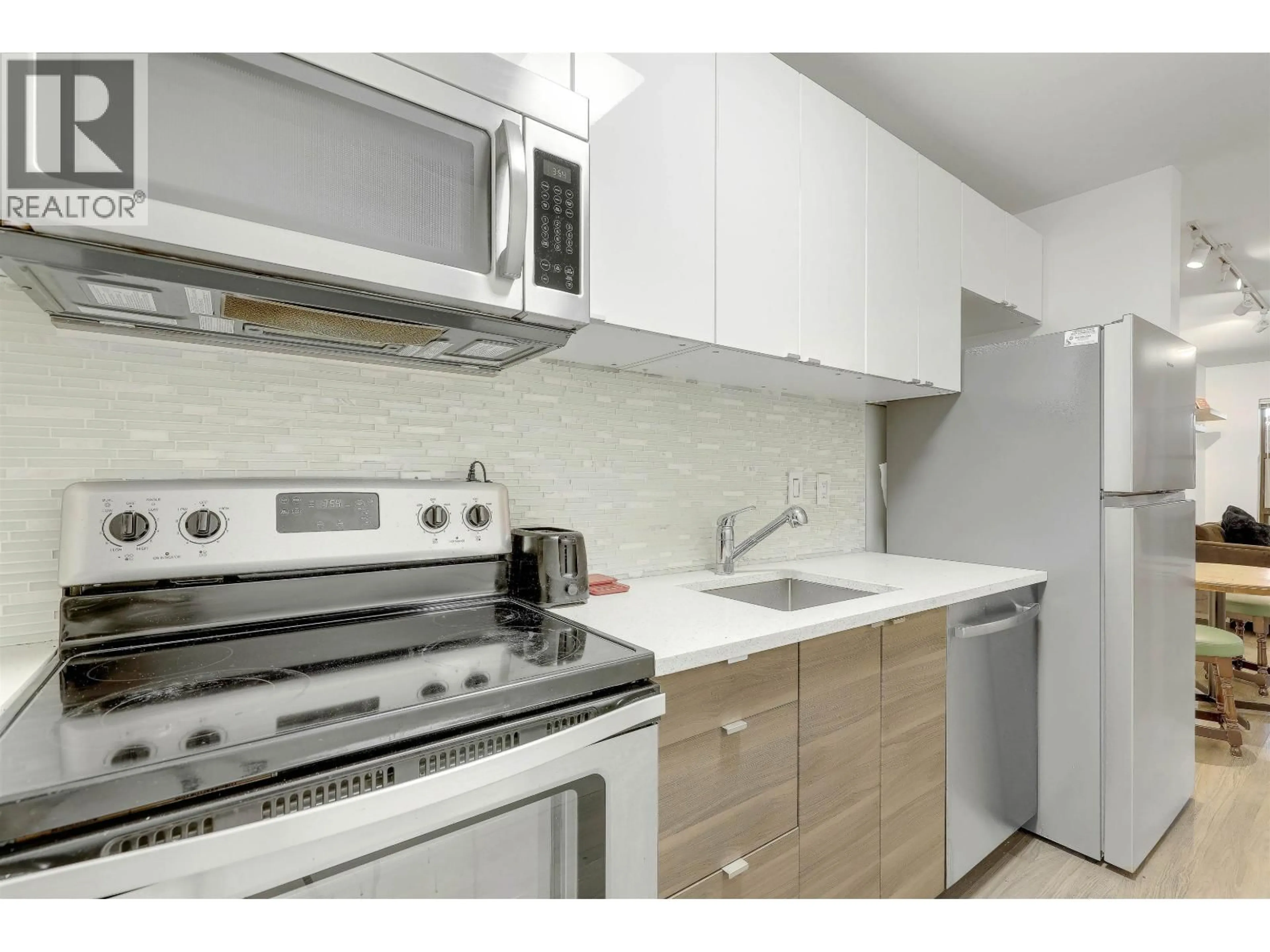Standard kitchen, unknown for 208 - 1106 PACIFIC ST STREET, Vancouver British Columbia V6E1T4