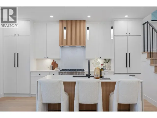 1 - 2846 12TH AVENUE, Vancouver 3
