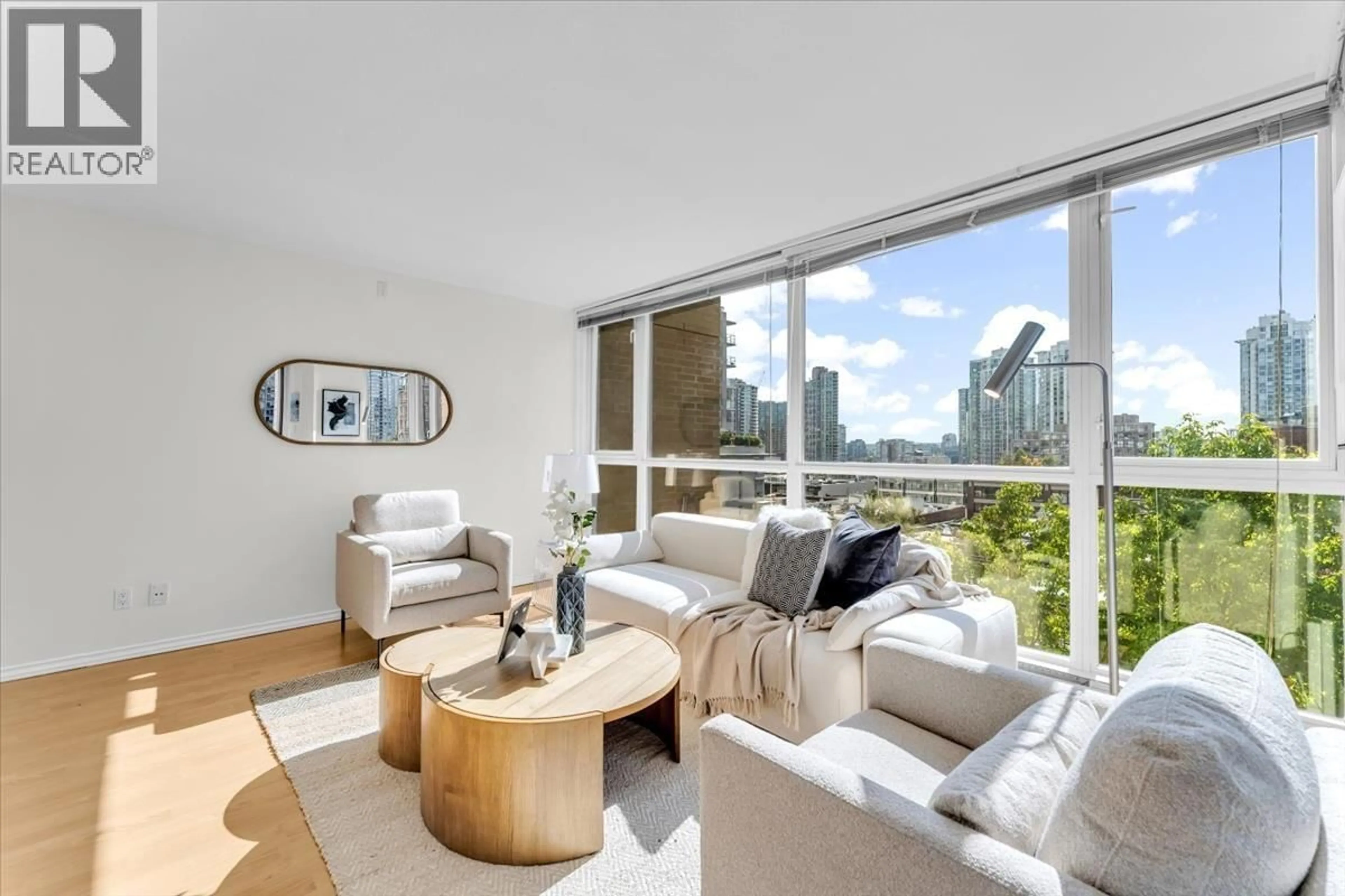 Living room with furniture, unknown for 708 - 1188 RICHARDS STREET, Vancouver British Columbia V6B3E6