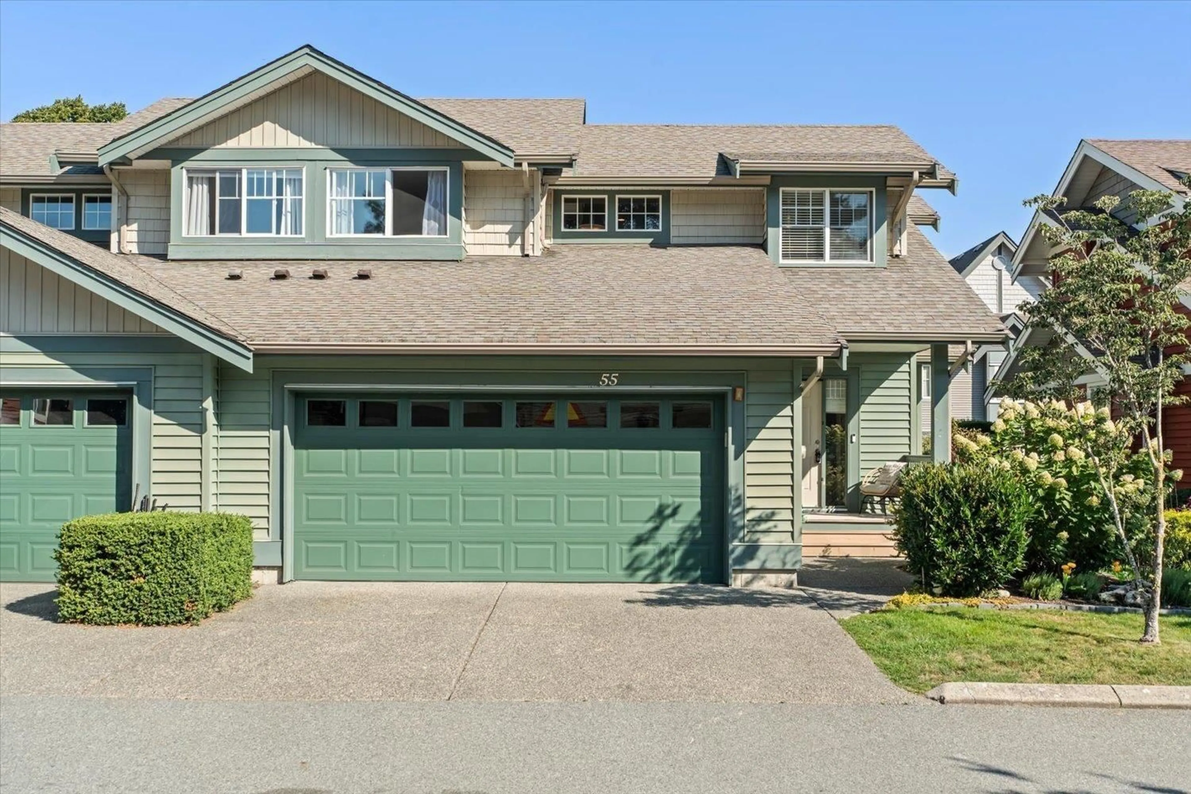 Home with vinyl exterior material, street for 55 - 45545 TAMIHI WAY, Chilliwack British Columbia V2R0G2