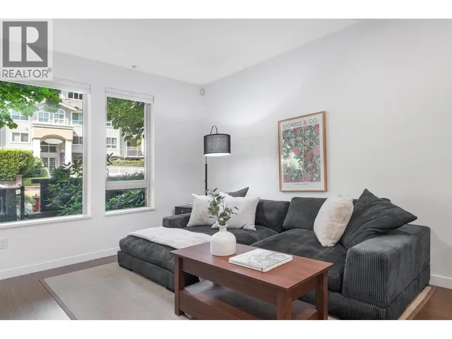 113 - 119 22ND STREET, North Vancouver 3