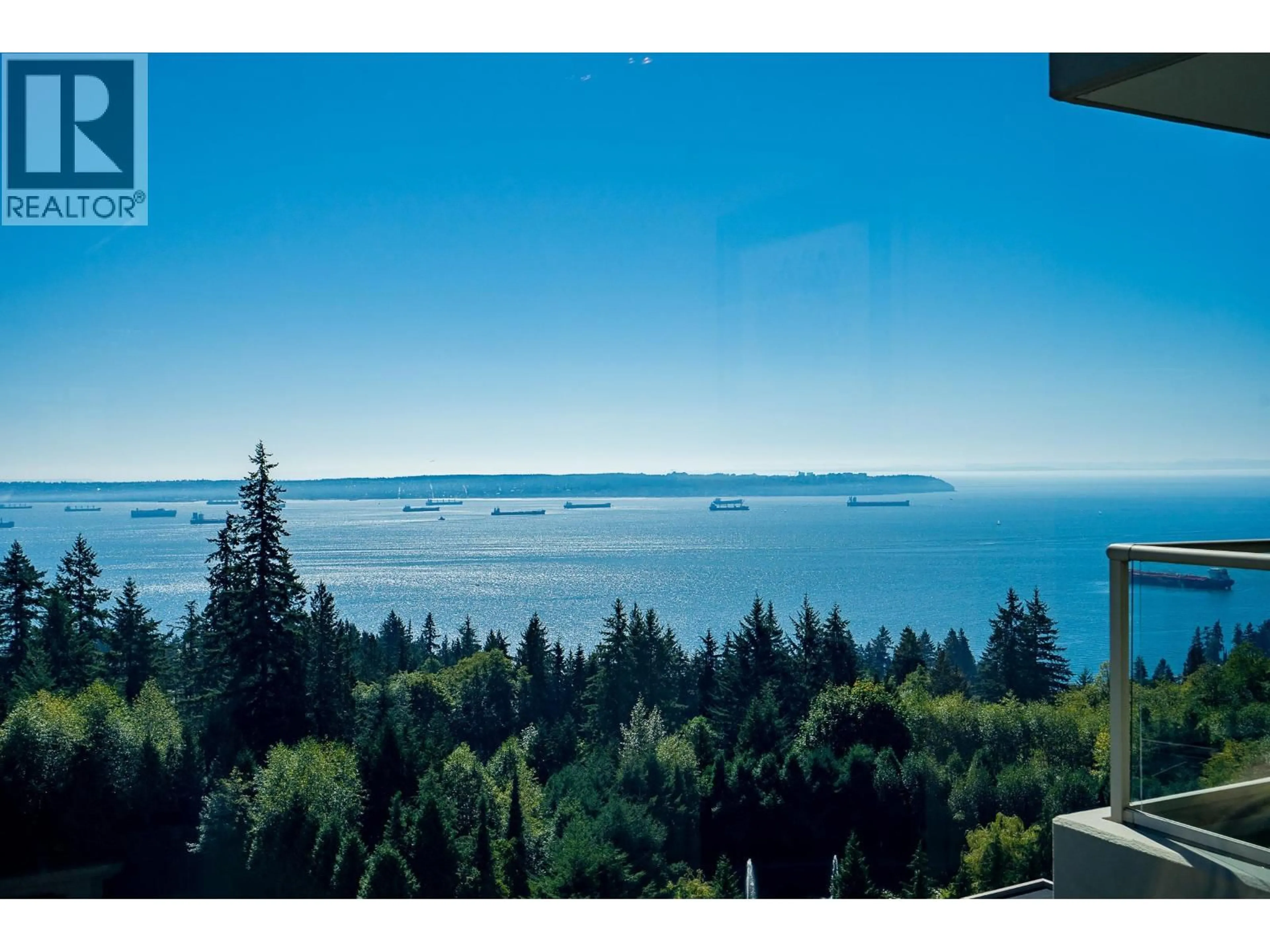 A pic from outside/outdoor area/front of a property/back of a property/a pic from drone, water/lake/river/ocean view for 703 - 3131 DEER RIDGE DRIVE, West Vancouver British Columbia V7S4W1