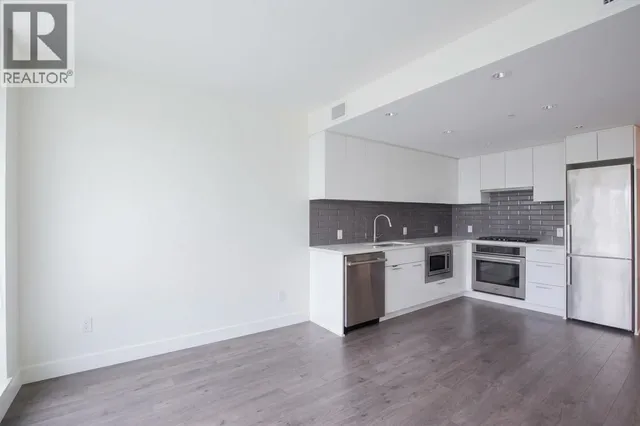 1002 - 8533 RIVER DISTRICT CROSSING, Vancouver 2