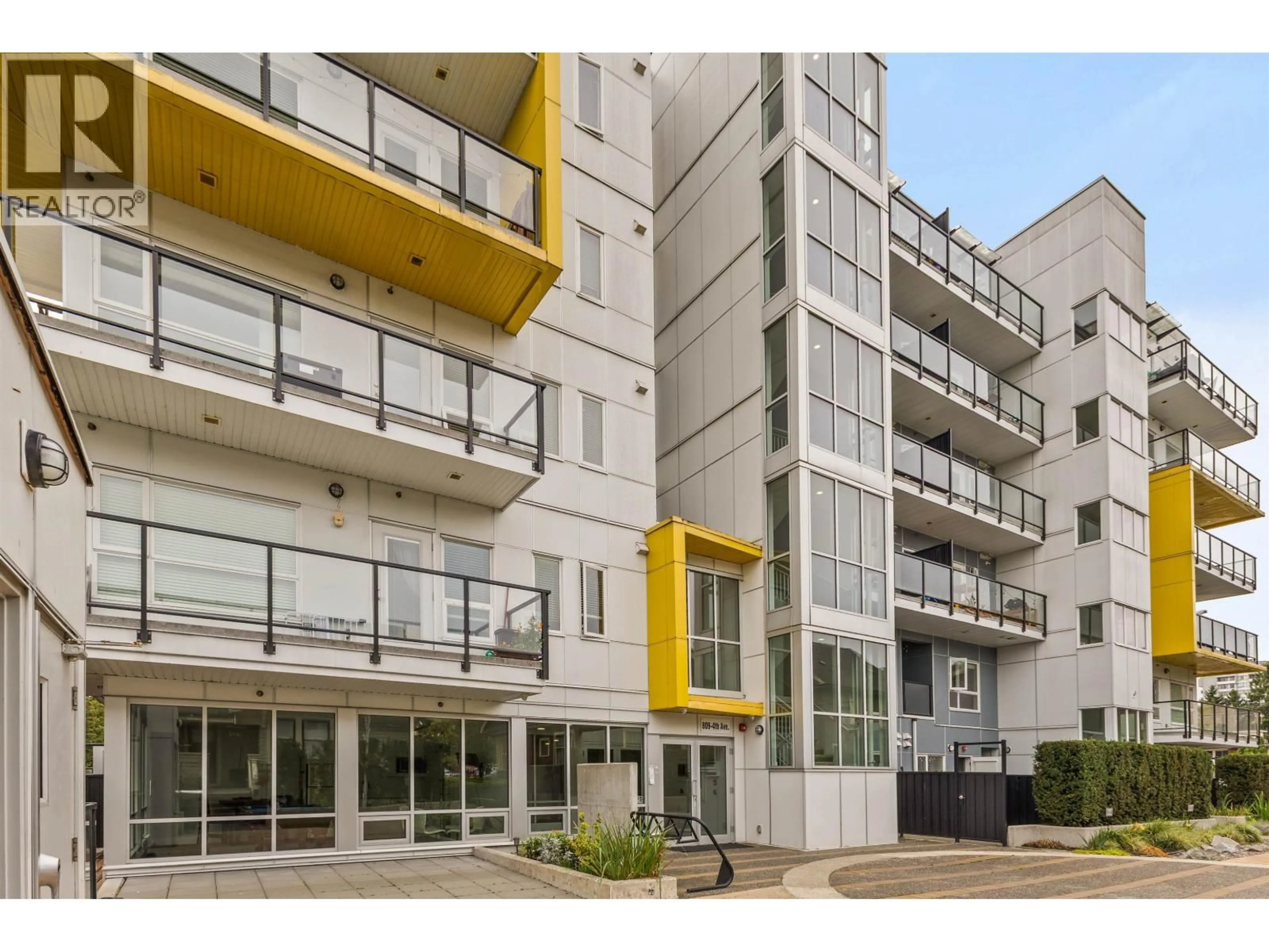 Unknown for 102 - 809 FOURTH AVENUE, New Westminster British Columbia V3M0K1