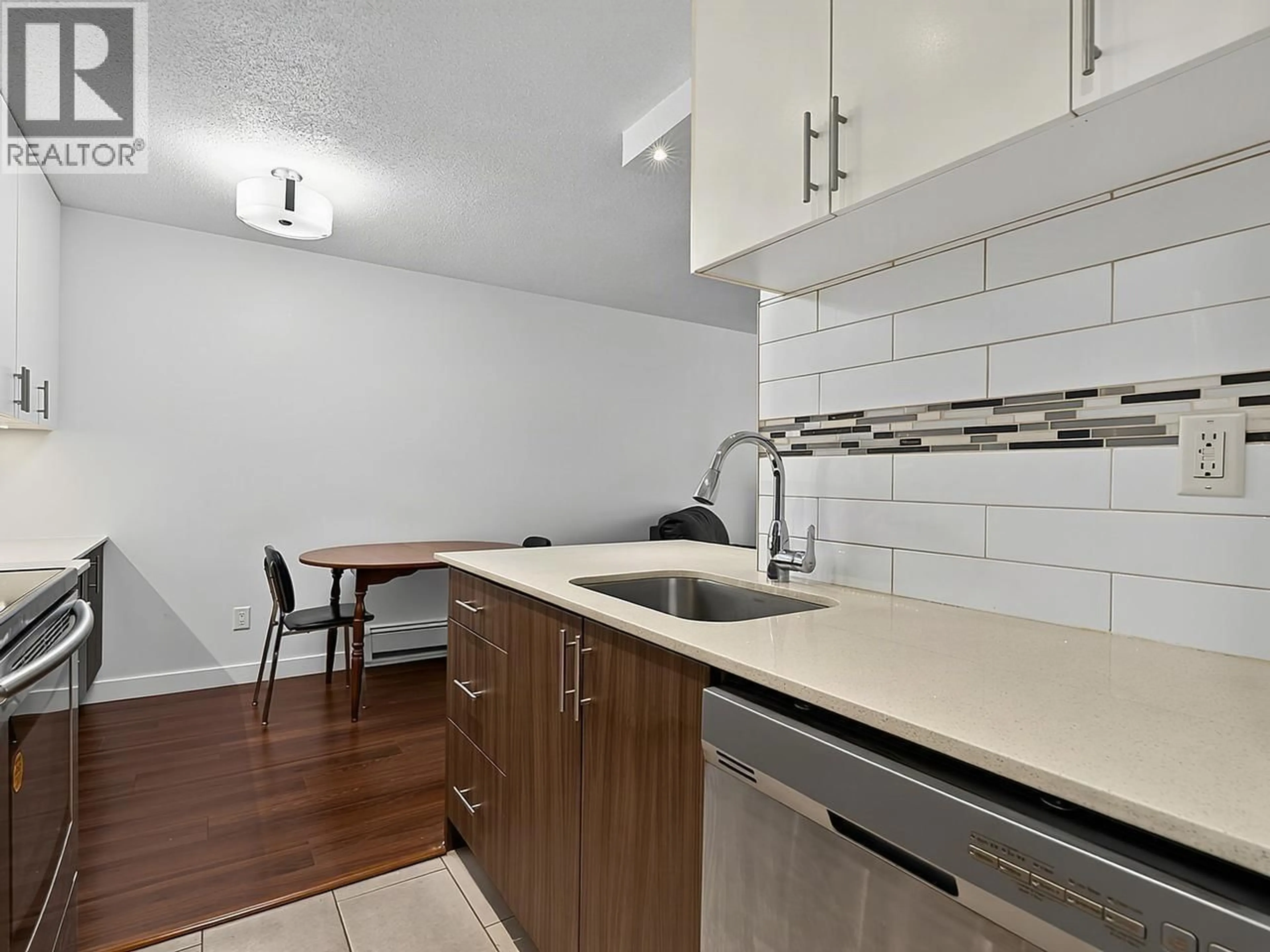 Standard kitchen, unknown for 101 - 750 7TH AVENUE, Vancouver British Columbia V5T4H5