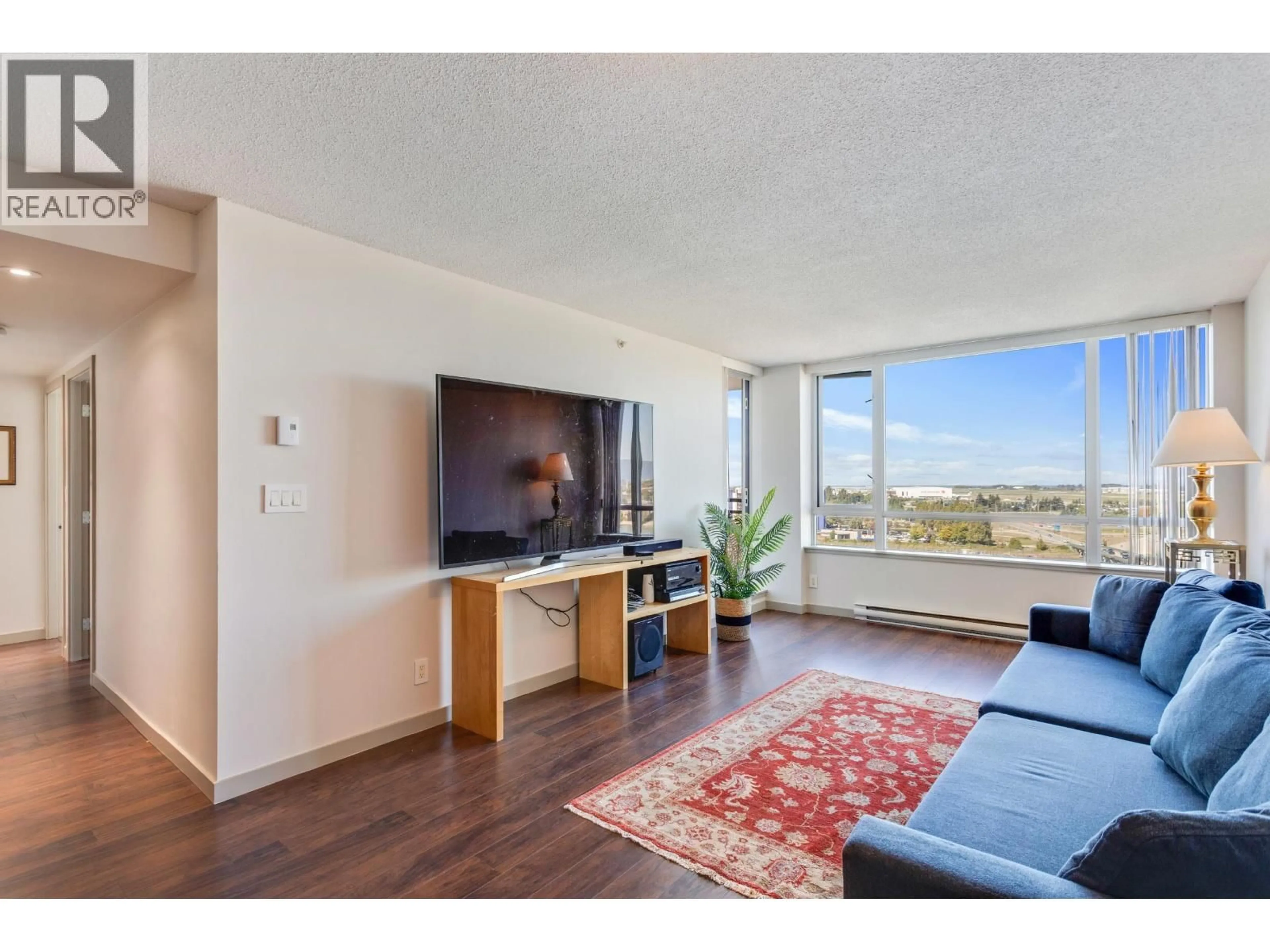 Living room with furniture, unknown for 1709 - 3111 CORVETTE WAY, Richmond British Columbia V6X4K3