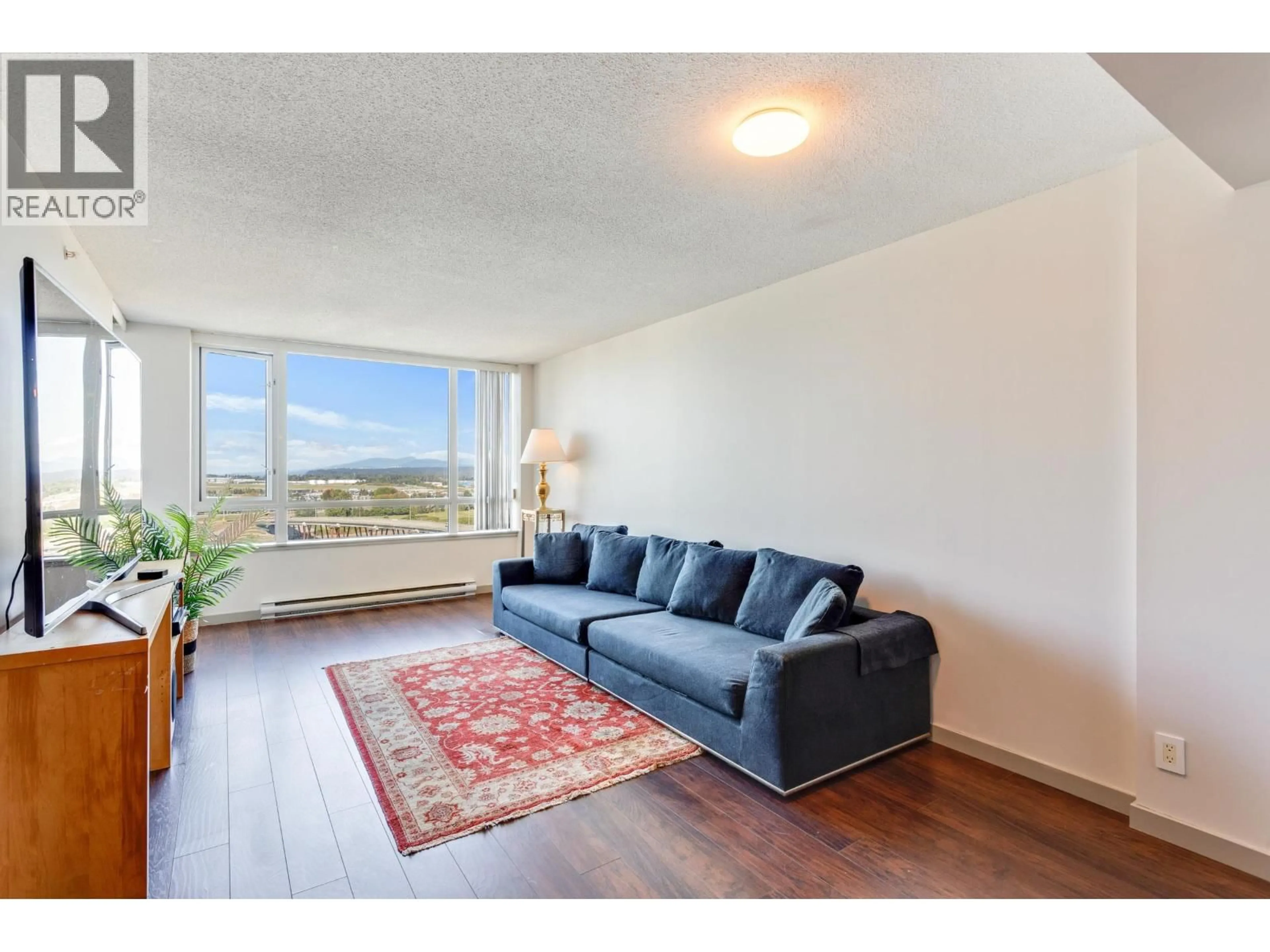 Living room with furniture, unknown for 1709 - 3111 CORVETTE WAY, Richmond British Columbia V6X4K3