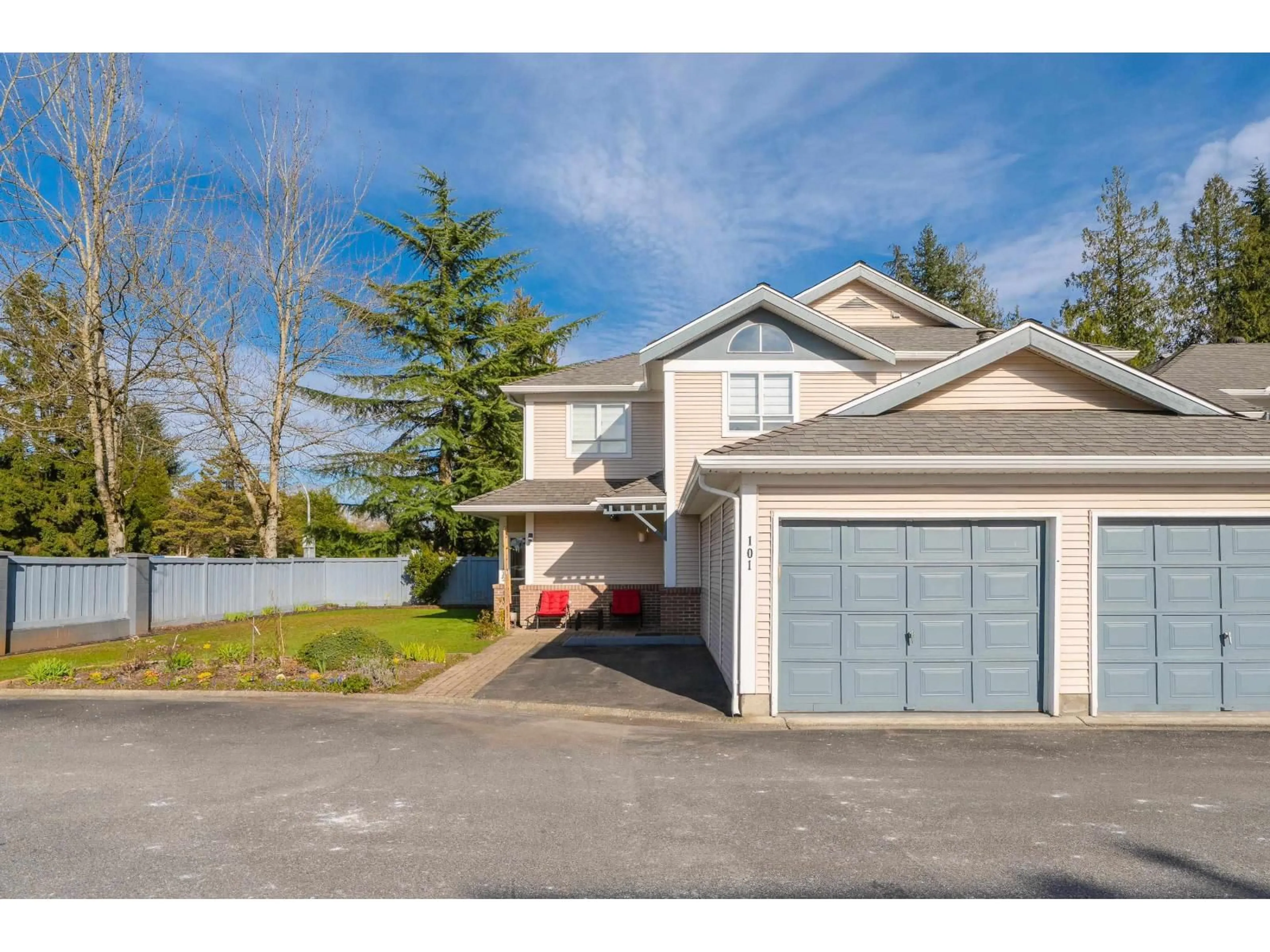 Unknown for 101 - 14154 103 AVENUE, Surrey British Columbia V3T4Z6