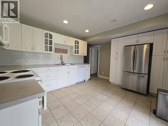 1417 CORMORANT AVENUE, Kitimat 4
