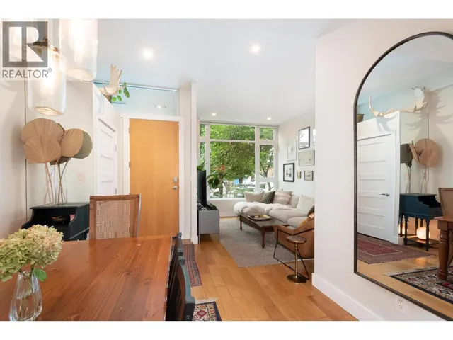 290 11TH AVENUE, Vancouver 3