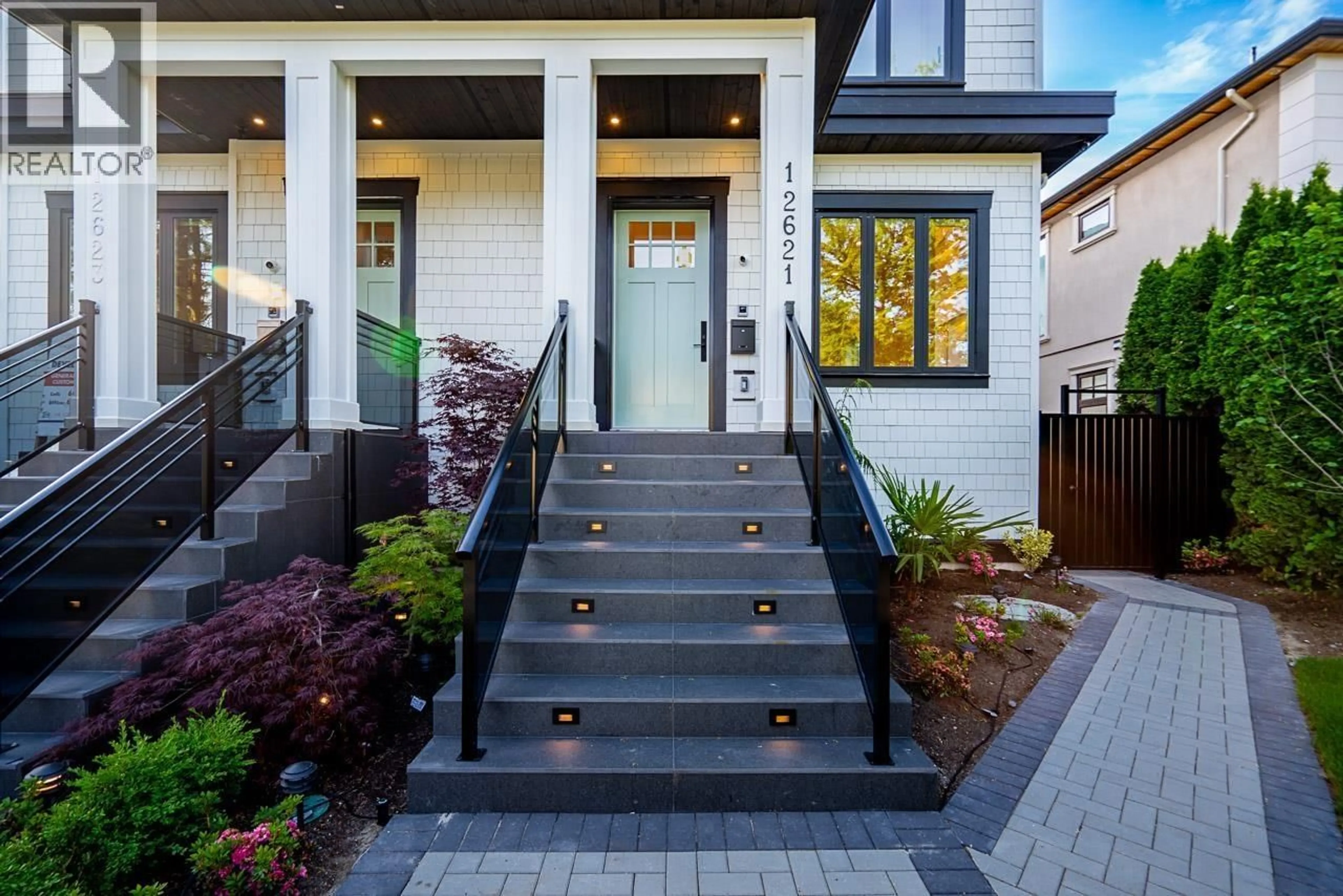 Unknown for 2621 MCBAIN AVENUE, Vancouver British Columbia V6L2C7