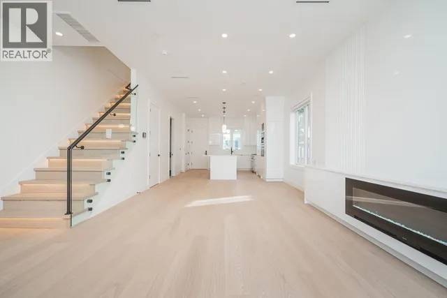 2621 MCBAIN AVENUE, Vancouver 4