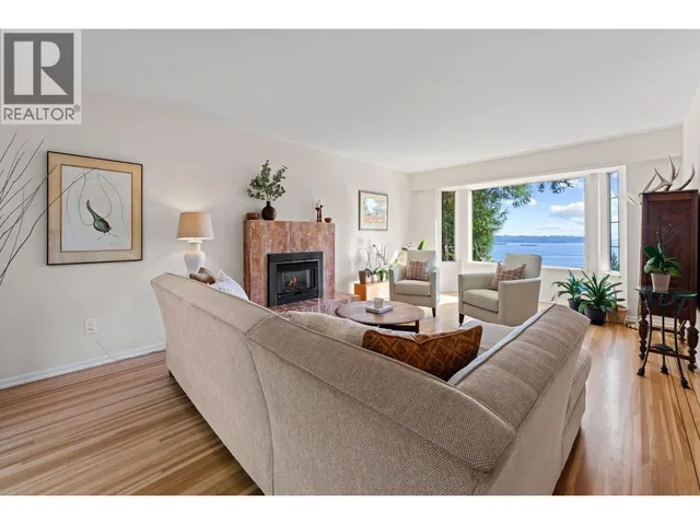 3845 SOUTHRIDGE AVENUE, West Vancouver 3