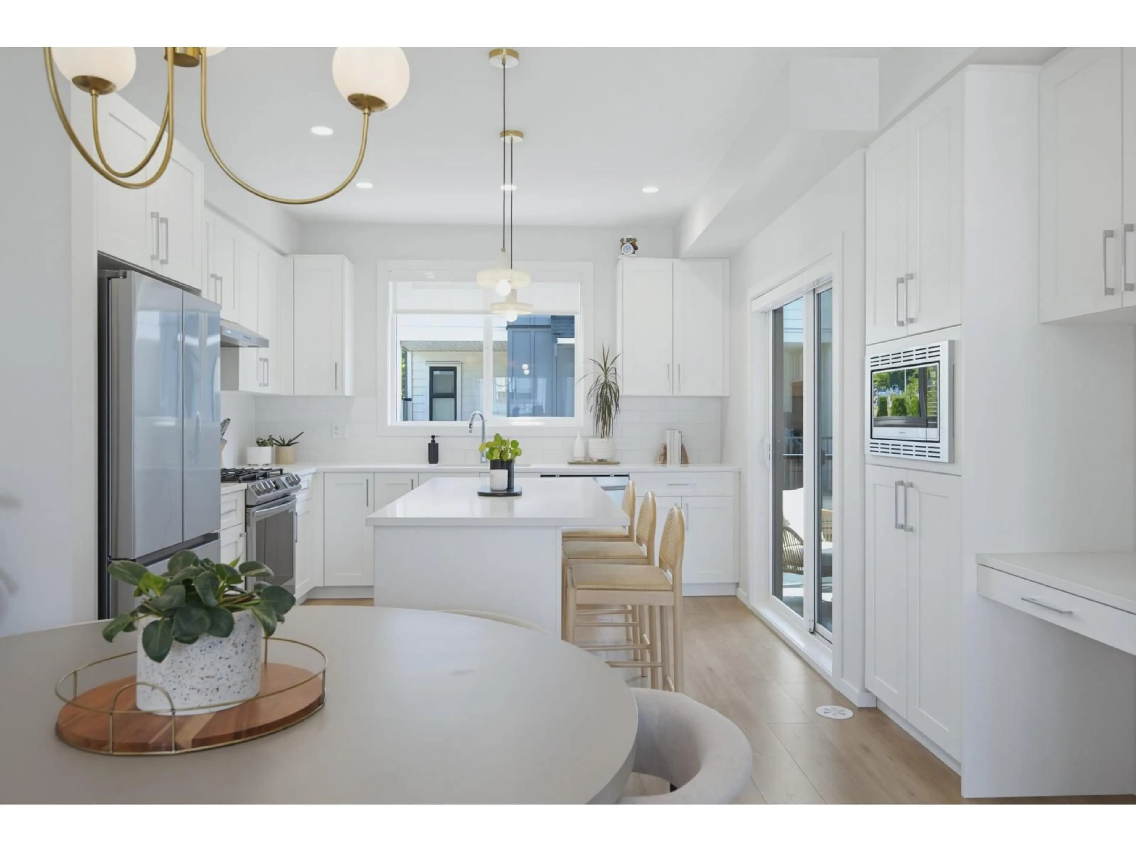 Open concept kitchen, ceramic/tile floor for 8 - 1871 165A STREET, Surrey British Columbia V3Z9N3