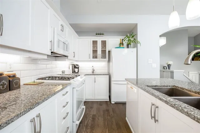 61 - 2588 152 STREET, Surrey 4