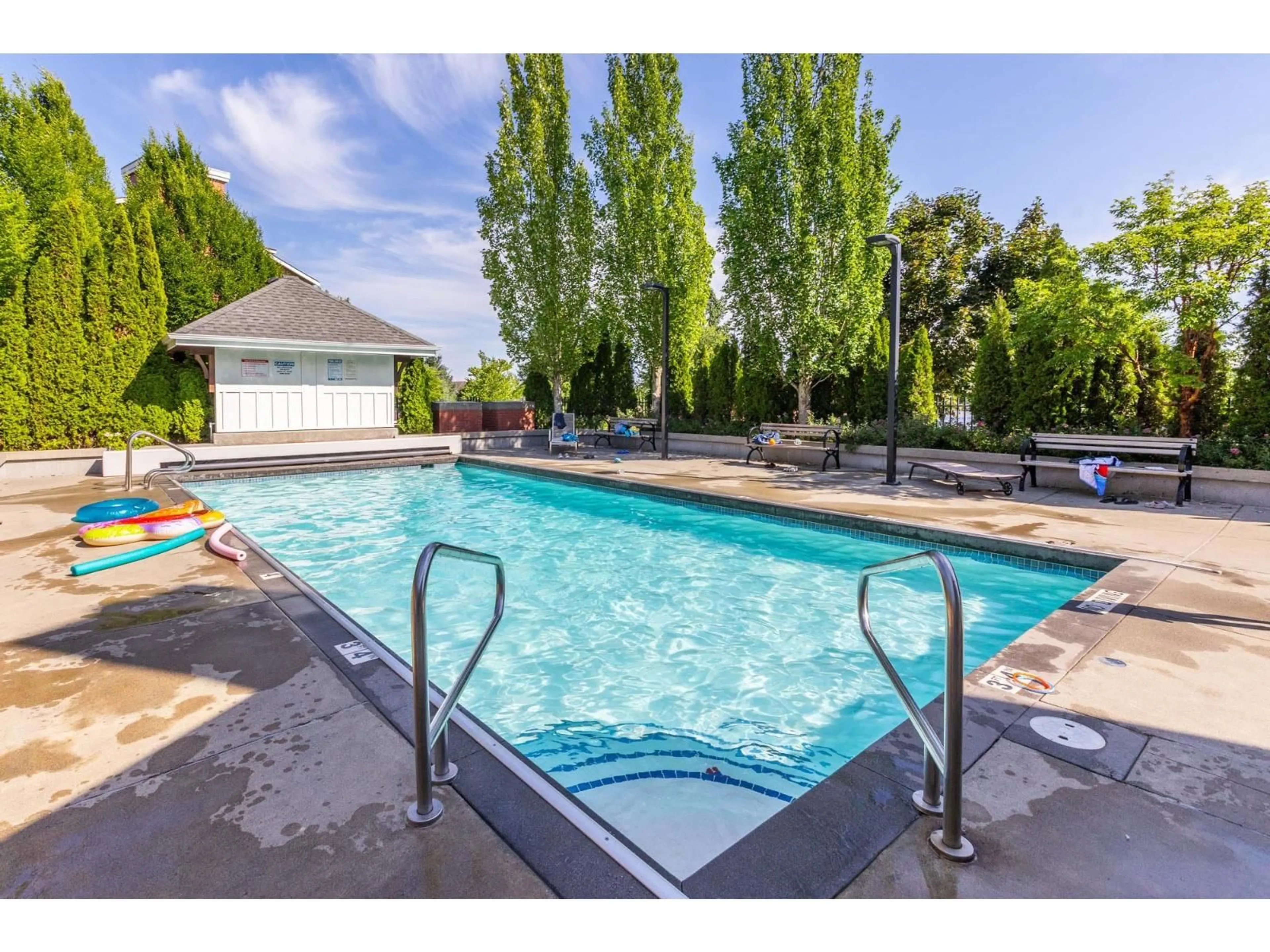 Pool for 114 - 19505 68A AVENUE, Surrey British Columbia V4N6K3