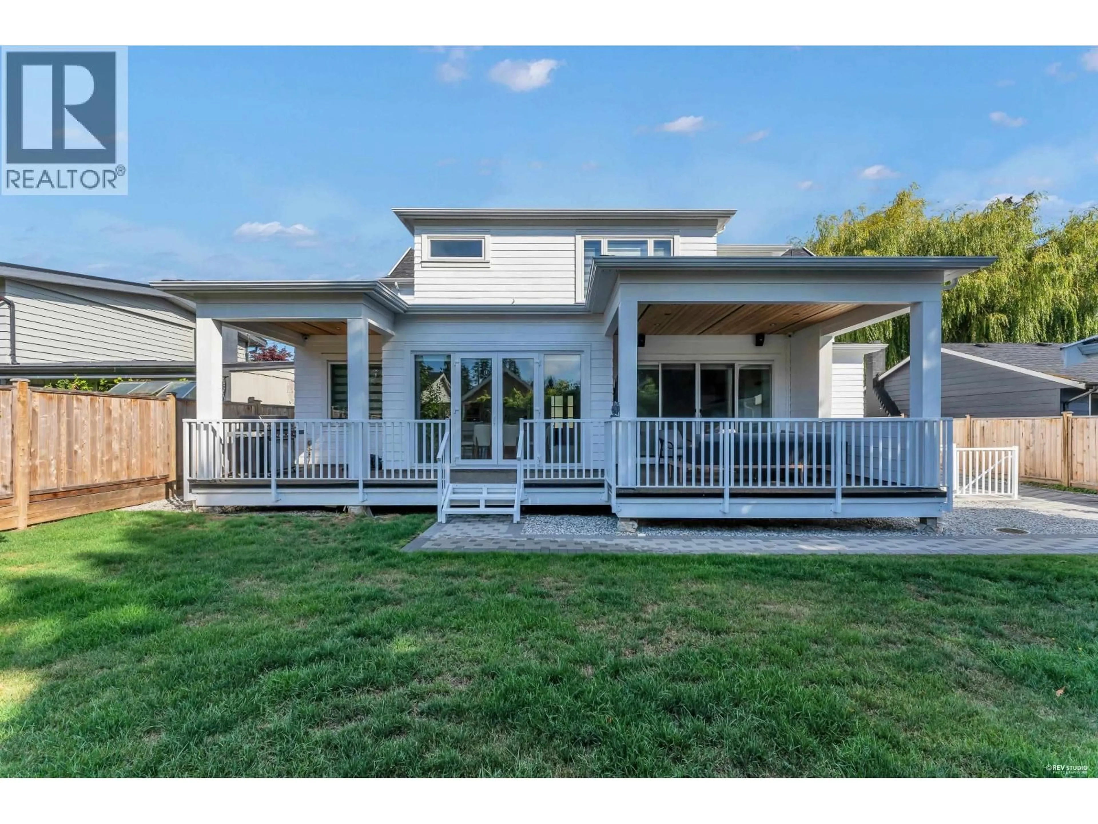 Home with vinyl exterior material, unknown for 5038 12 AVENUE, Delta British Columbia V4M2A6