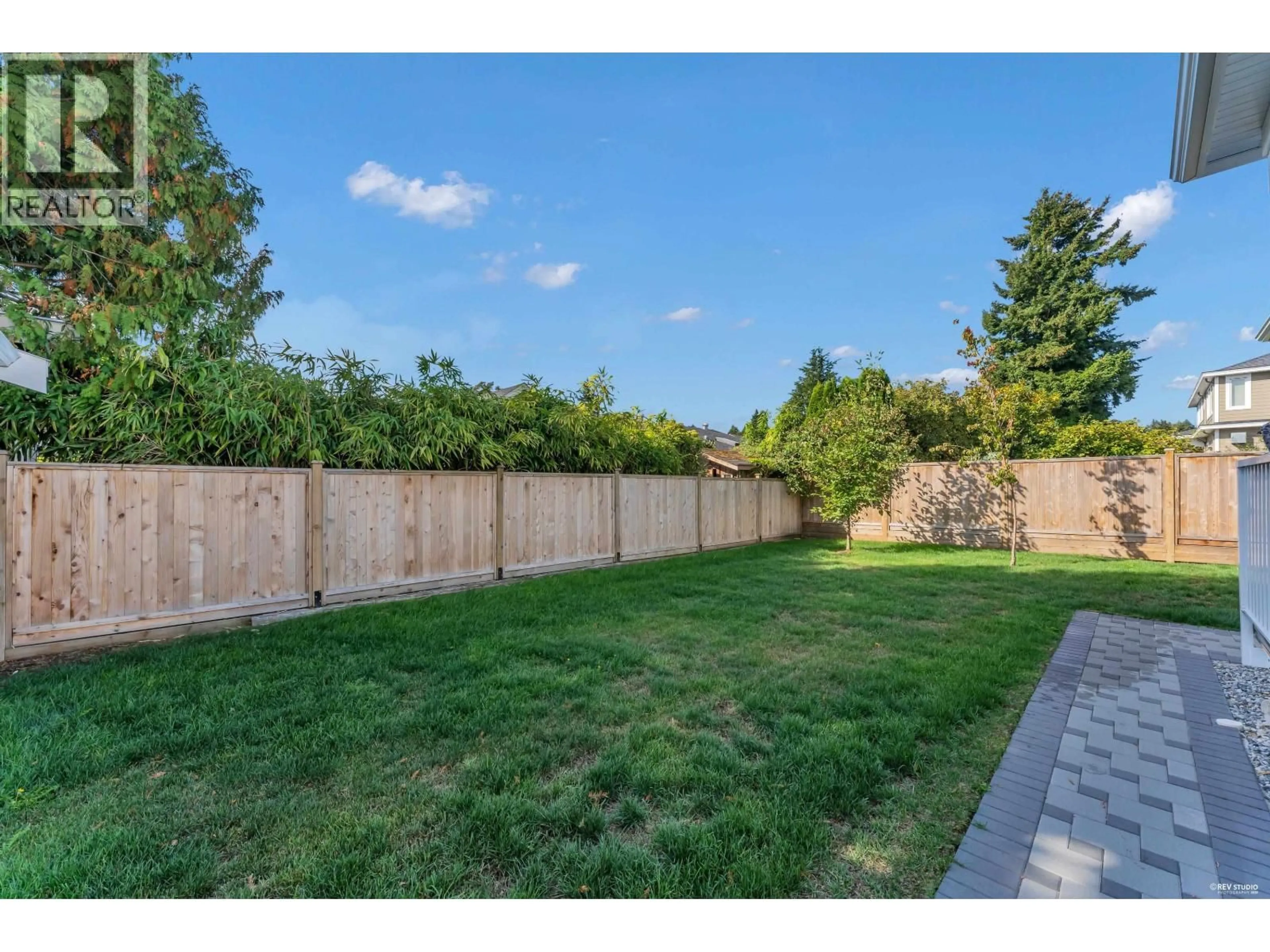 Patio, unknown for 5038 12 AVENUE, Delta British Columbia V4M2A6