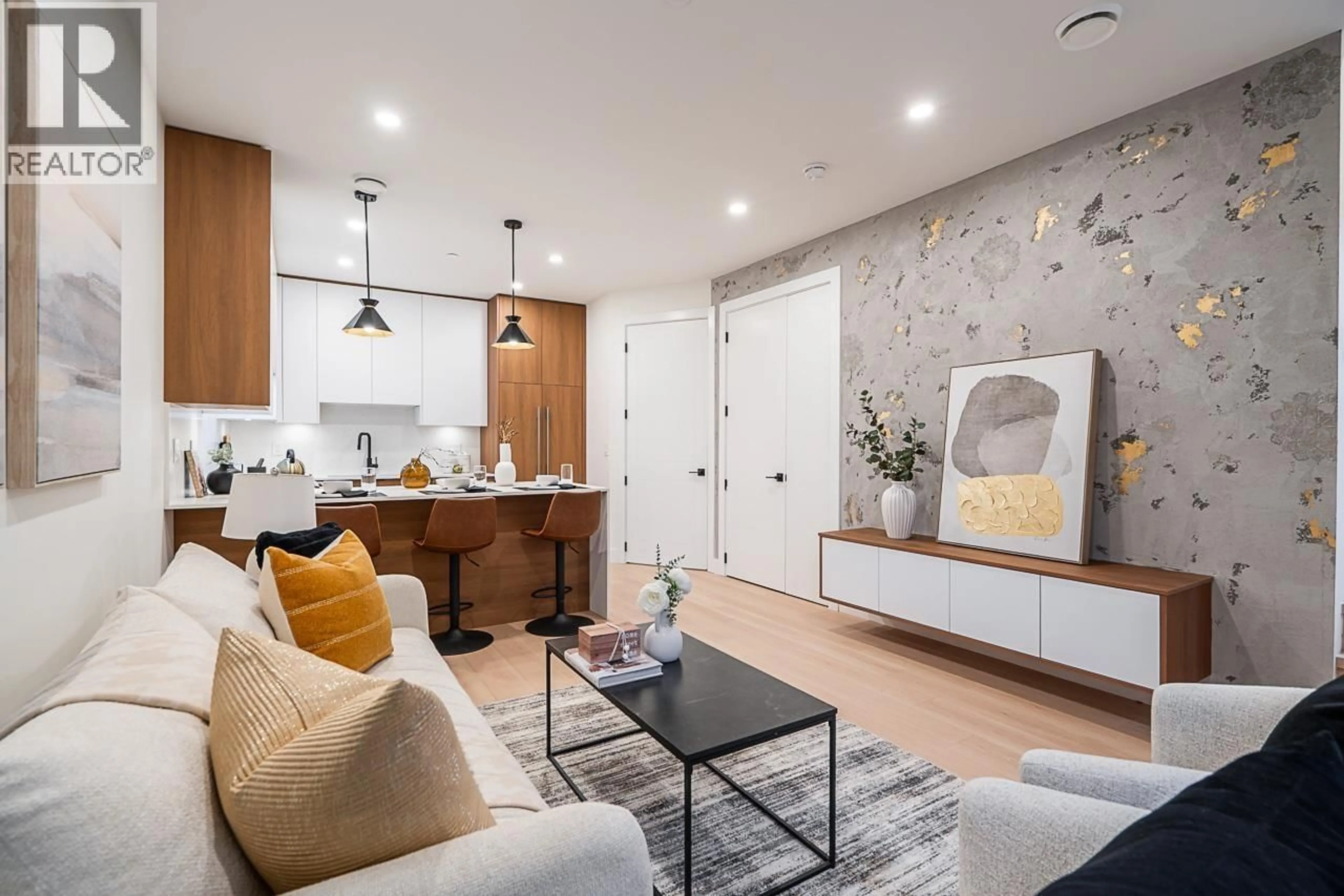 Living room with furniture, unknown for 3 - 3638 NORMANDY DRIVE, Vancouver British Columbia V5M2G3