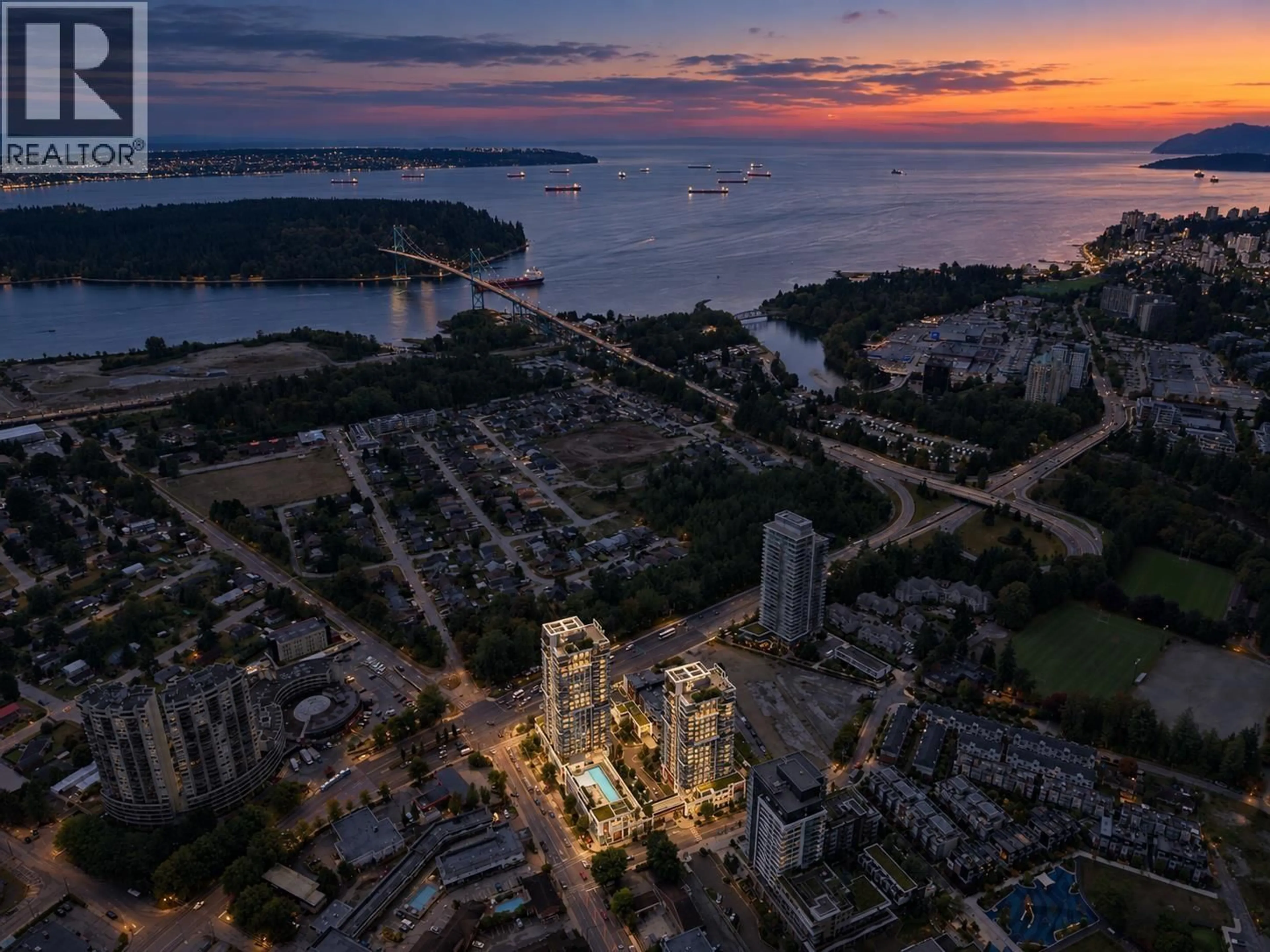 A pic from outside/outdoor area/front of a property/back of a property/a pic from drone, unknown for 1405 - 1632 LIONS GATE LANE, North Vancouver British Columbia V7P0E2