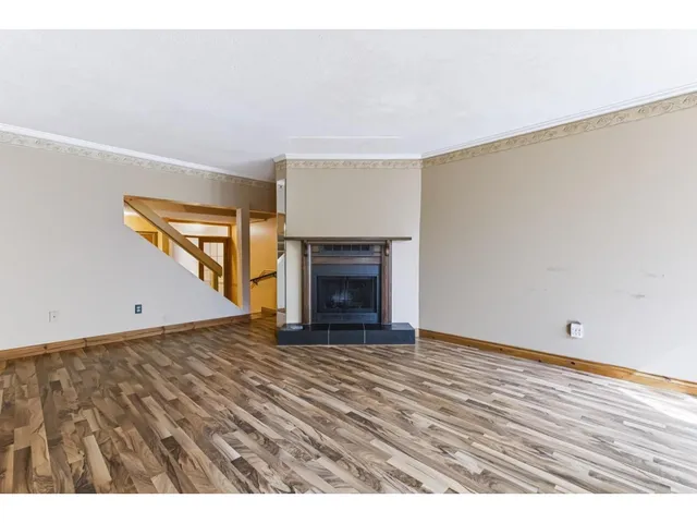 4 - 15971 MARINE DRIVE, White Rock 3