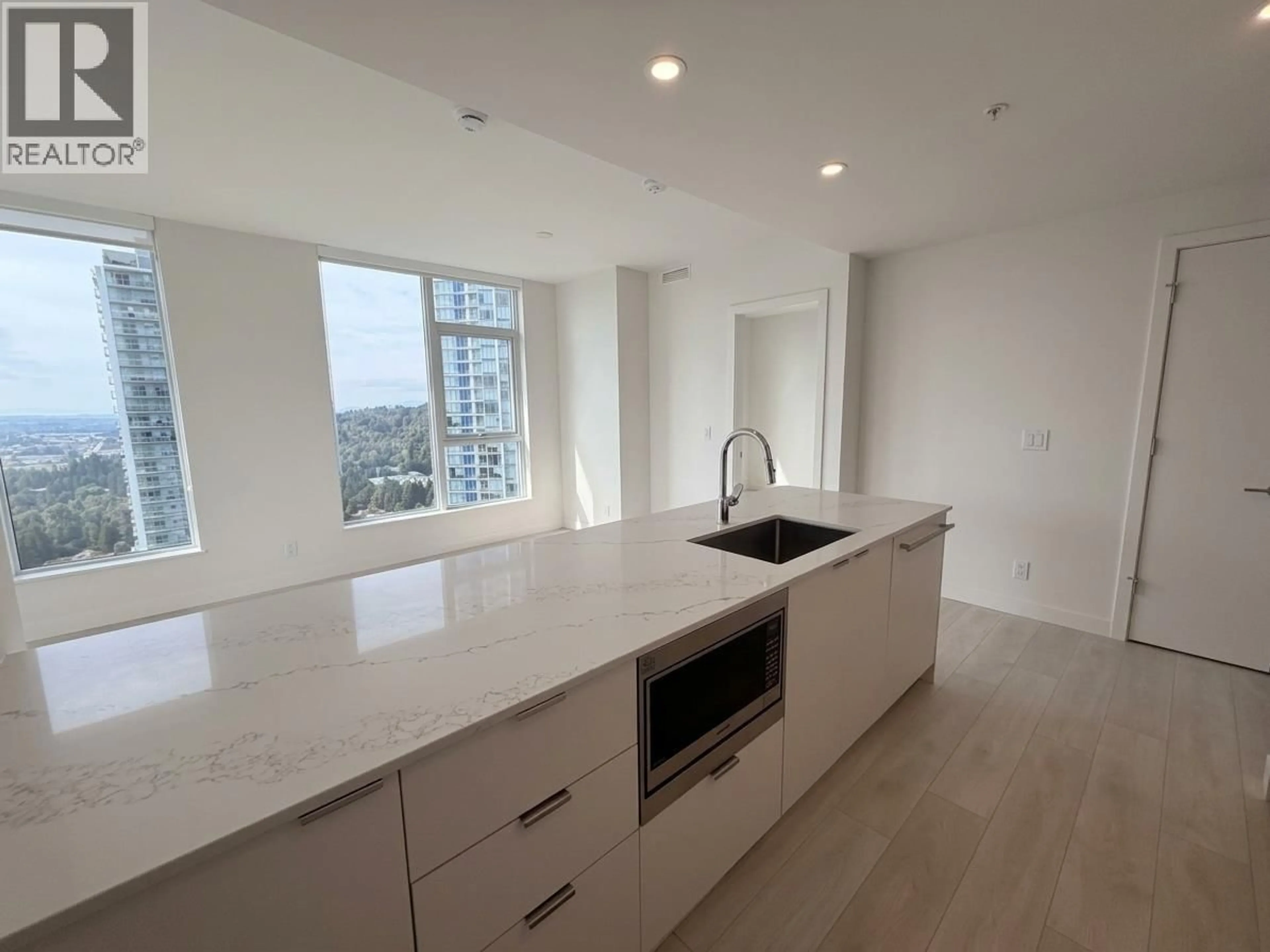 Open concept kitchen, unknown for 2604 - 537 COTTONWOOD AVENUE, Coquitlam British Columbia V3J0S4