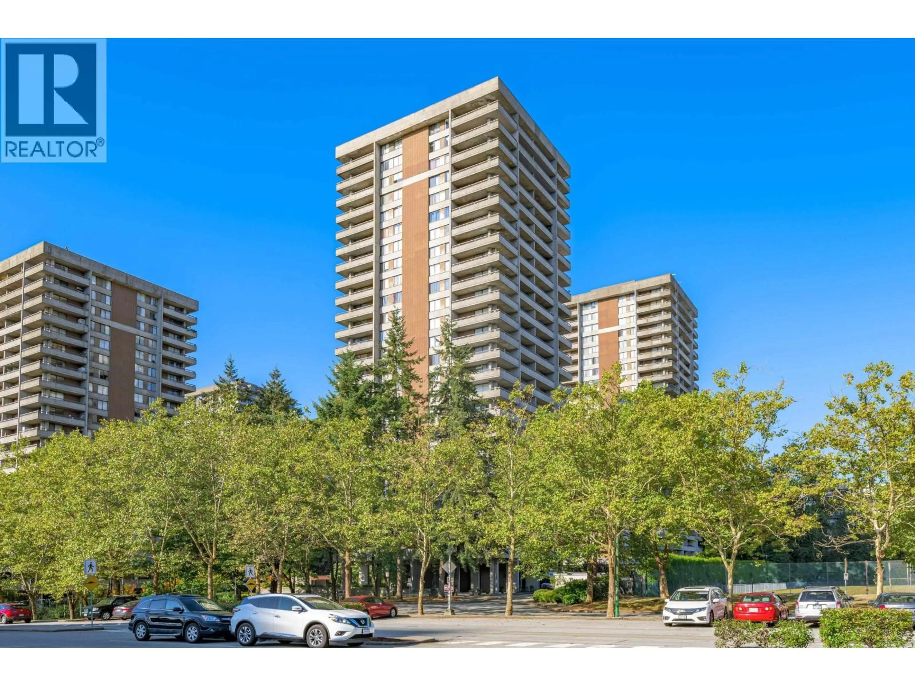 A pic from outside/outdoor area/front of a property/back of a property/a pic from drone, unknown for 1803 - 3755 BARTLETT COURT, Burnaby British Columbia V3J7G7