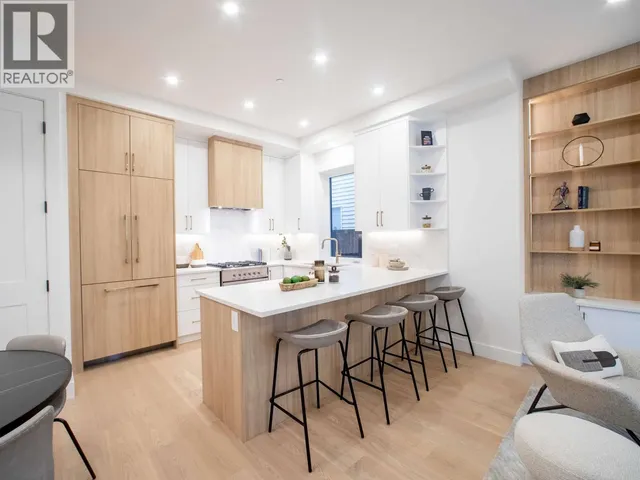 1 - 2785 21 AVENUE, Vancouver 5