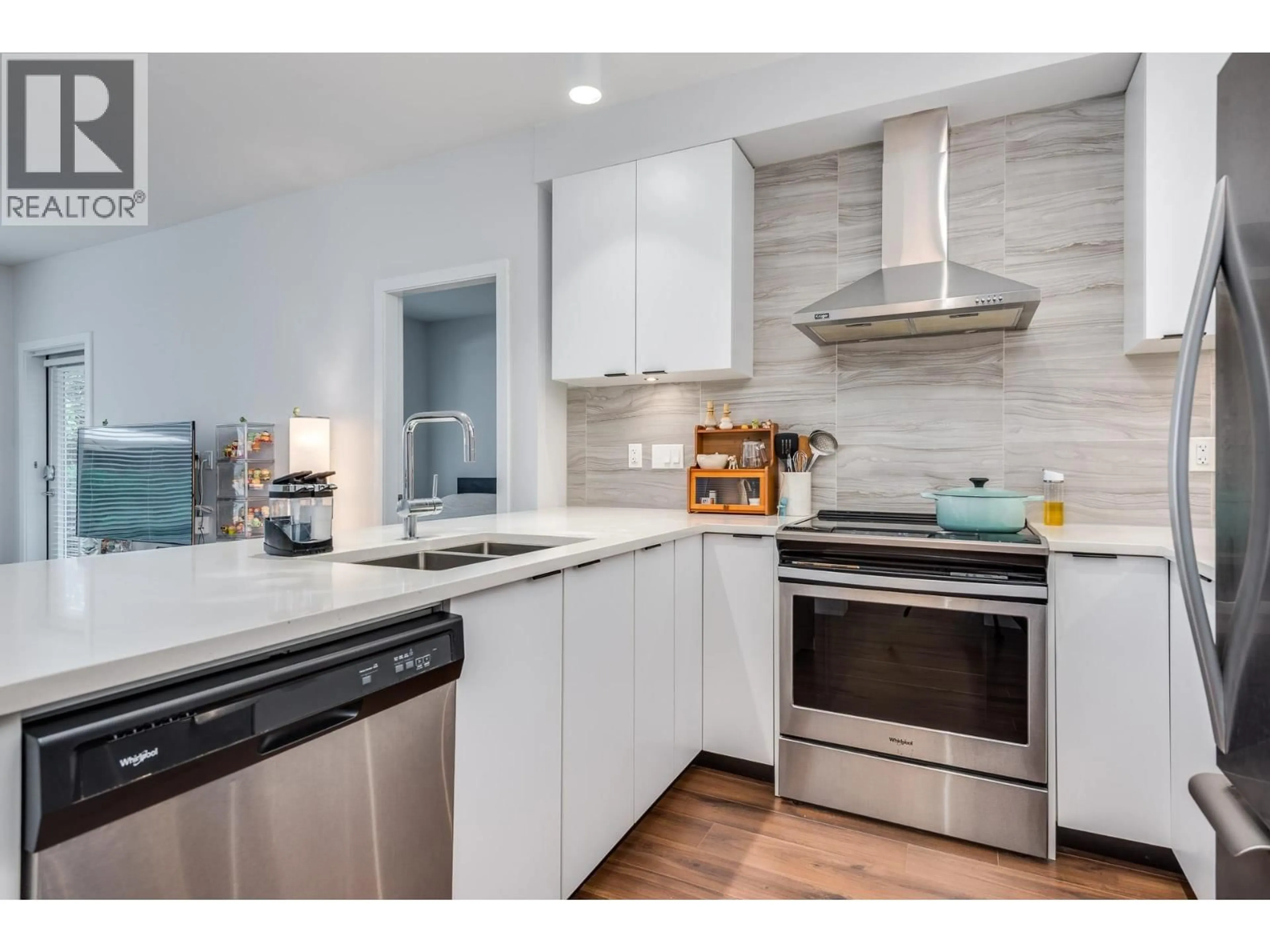 Unknown for 137 - 5355 LANE STREET, Burnaby British Columbia V5H0H1