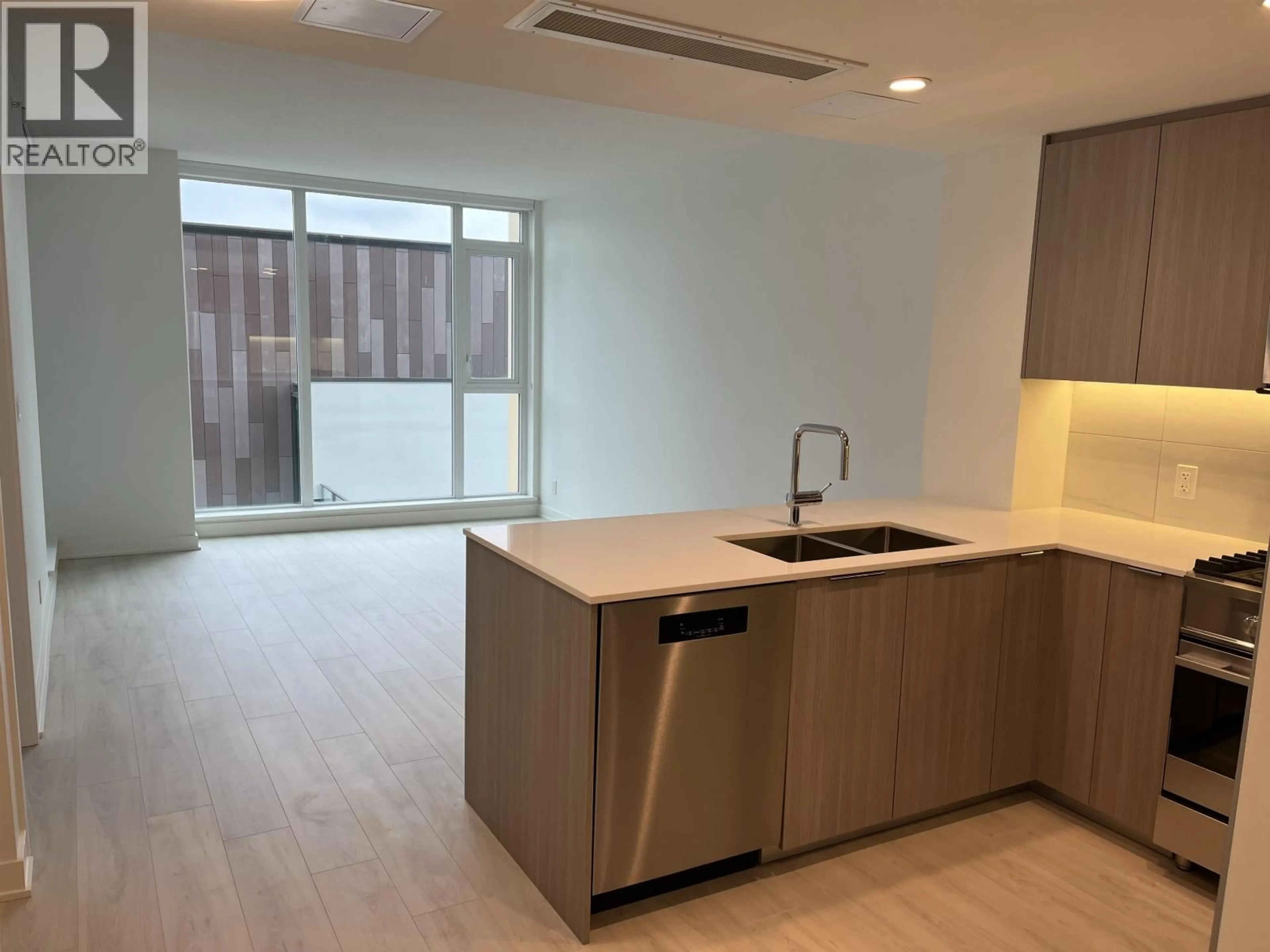 Unknown for 502 - 1471 HUNTER STREET, North Vancouver British Columbia V7J1H3