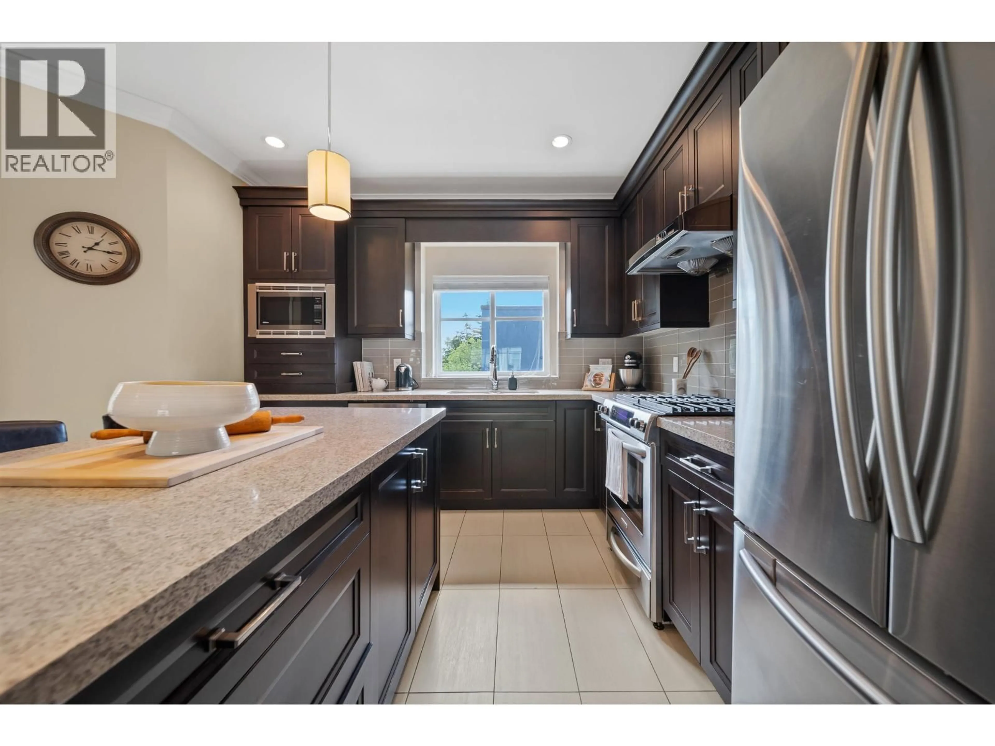 Open concept kitchen, ceramic/tile floor for 44 - 12351 NO. 2 ROAD, Richmond British Columbia V7E0B2