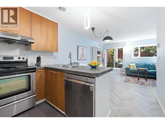 102 - 788 8TH AVENUE, Vancouver 2