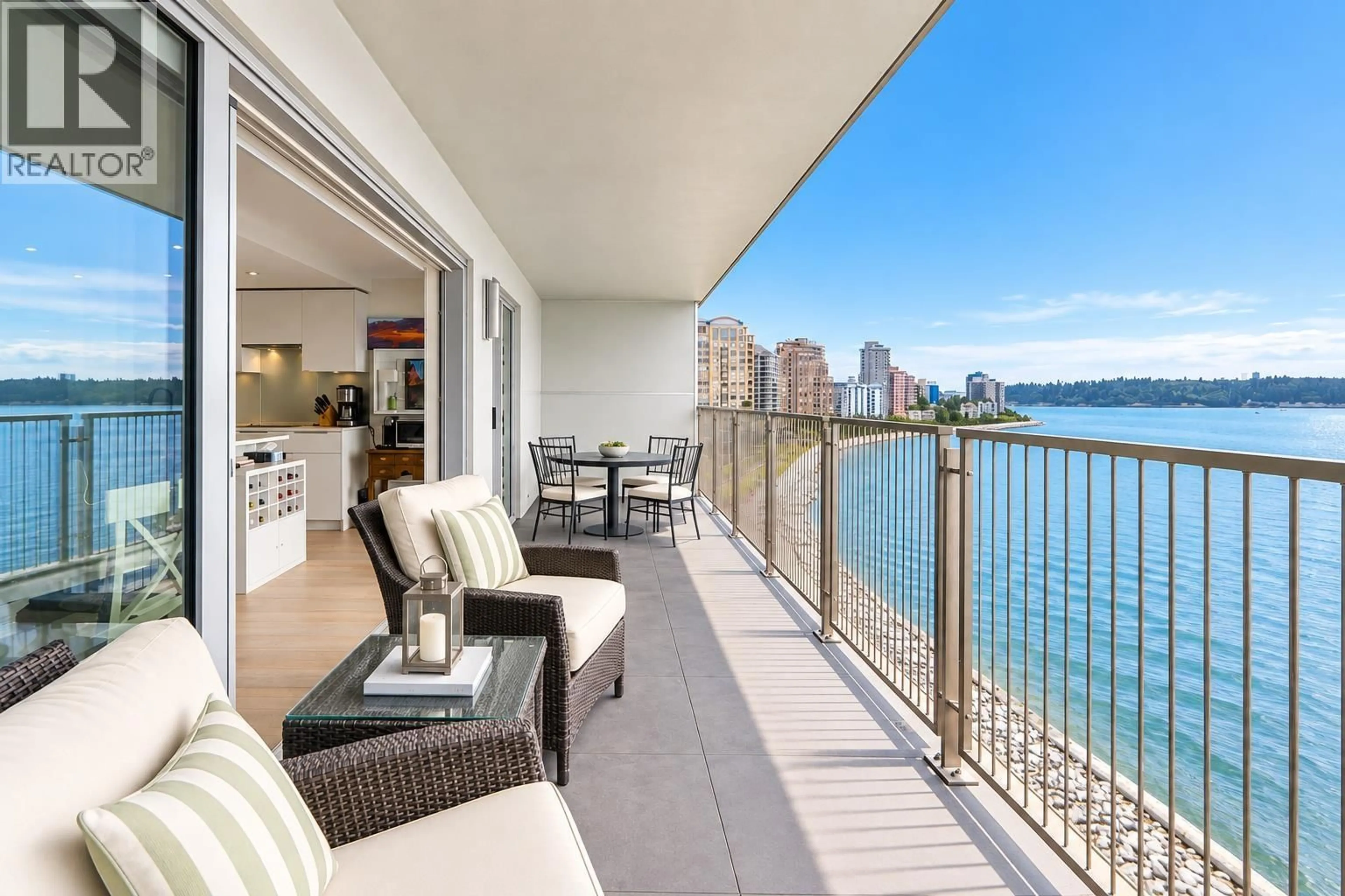 Balcony in the apartment, water/lake/river/ocean view for 807 - 150 24TH STREET, West Vancouver British Columbia V7V4G8