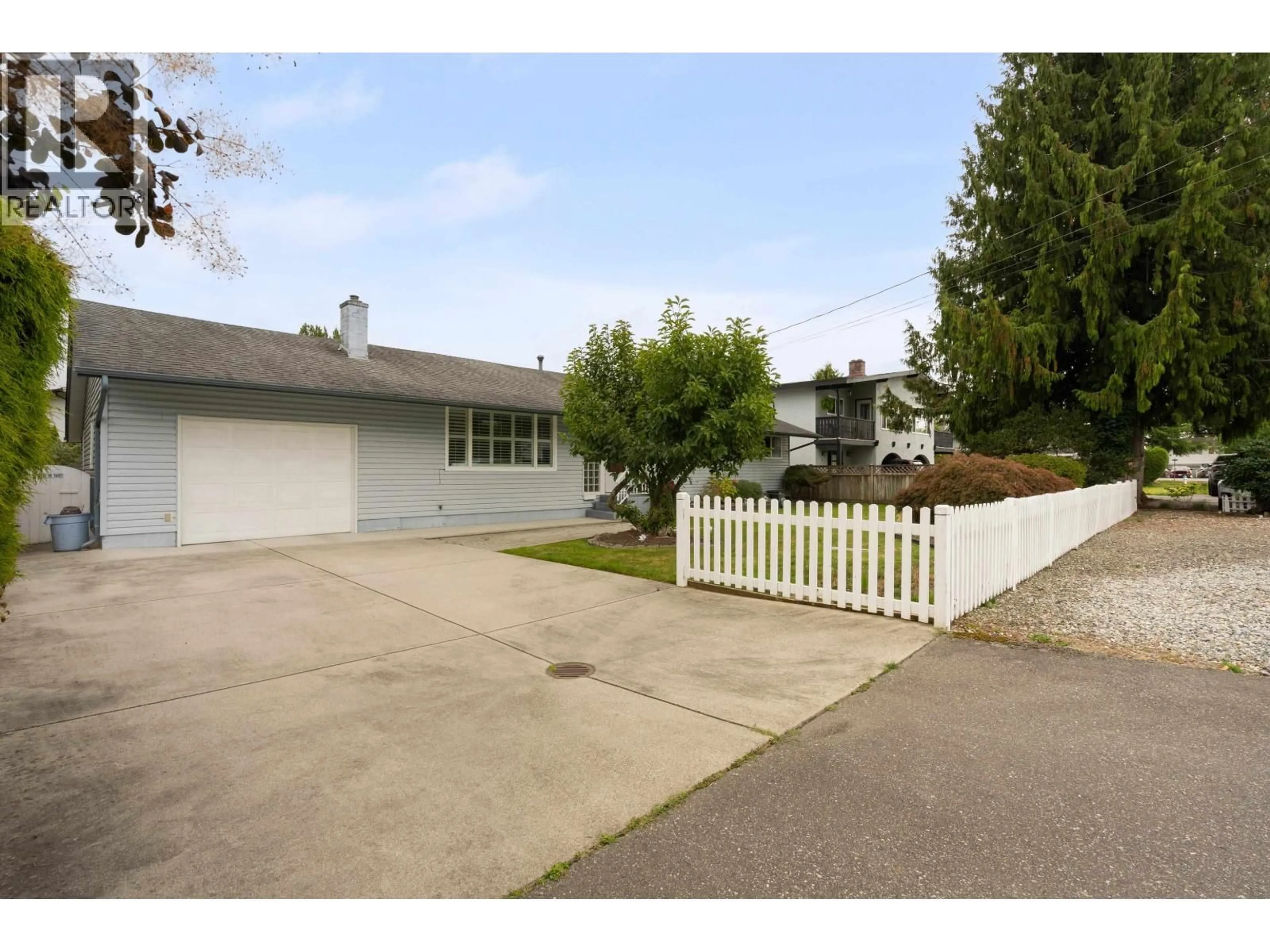 Home with vinyl exterior material, street for 4872 58 STREET, Delta British Columbia V4K3H5