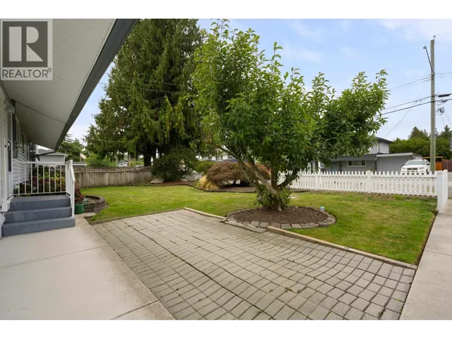 4872 58 STREET, Delta 4