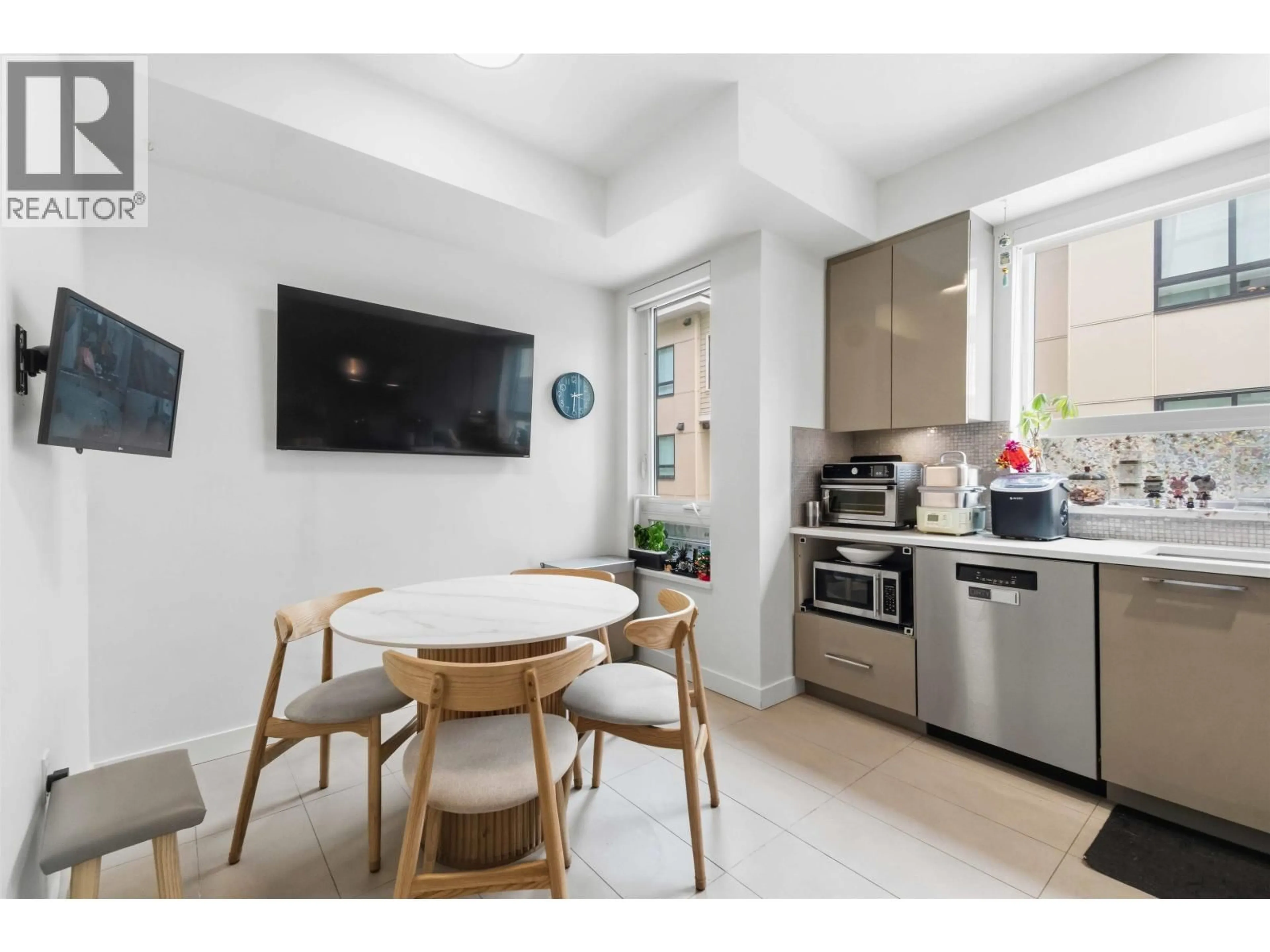 Unknown for 82 - 10199 RIVER DRIVE, Richmond British Columbia V6X1Z2
