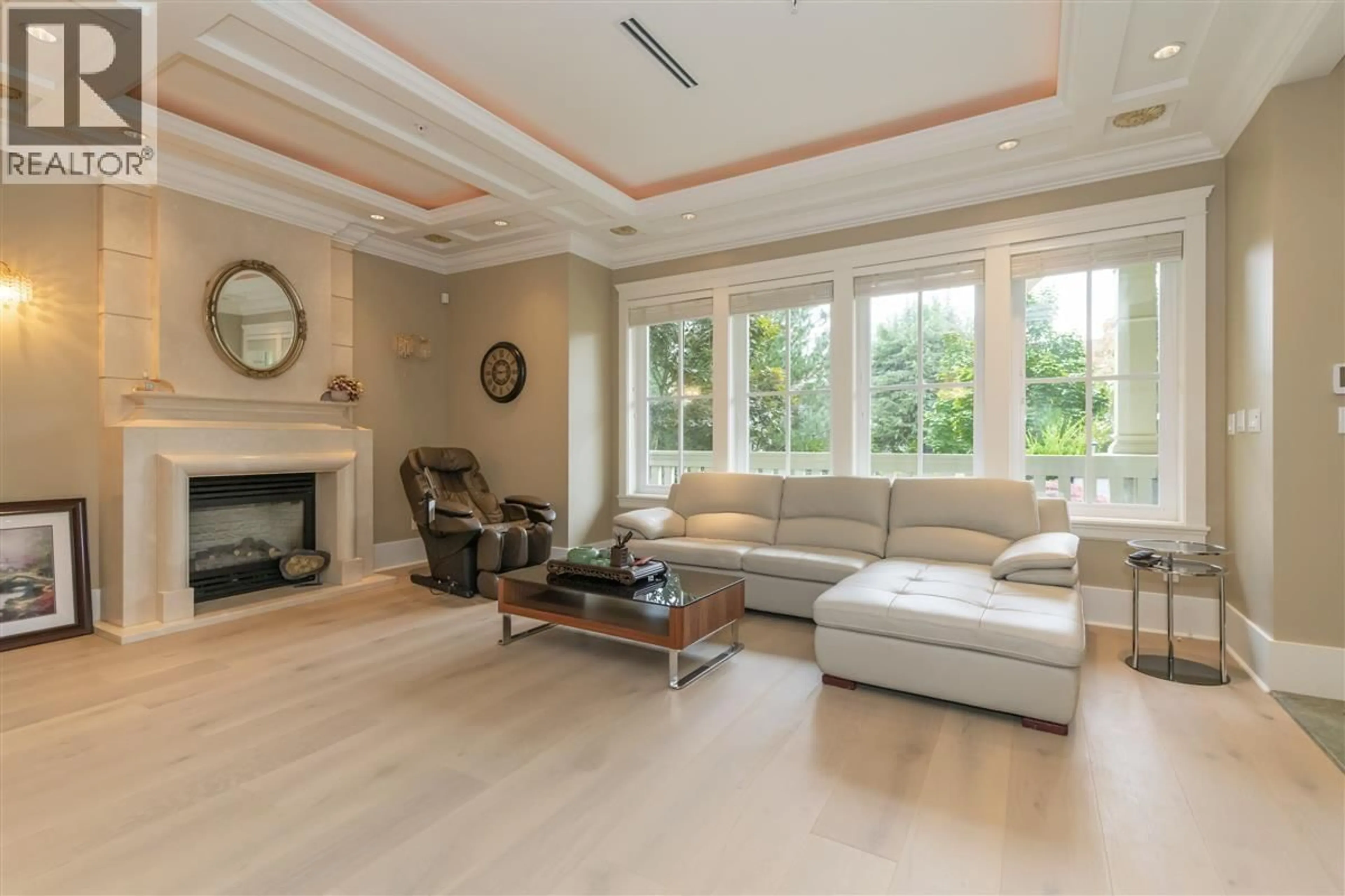 Living room with furniture, unknown for 1121 39TH AVENUE, Vancouver British Columbia V6M1S7