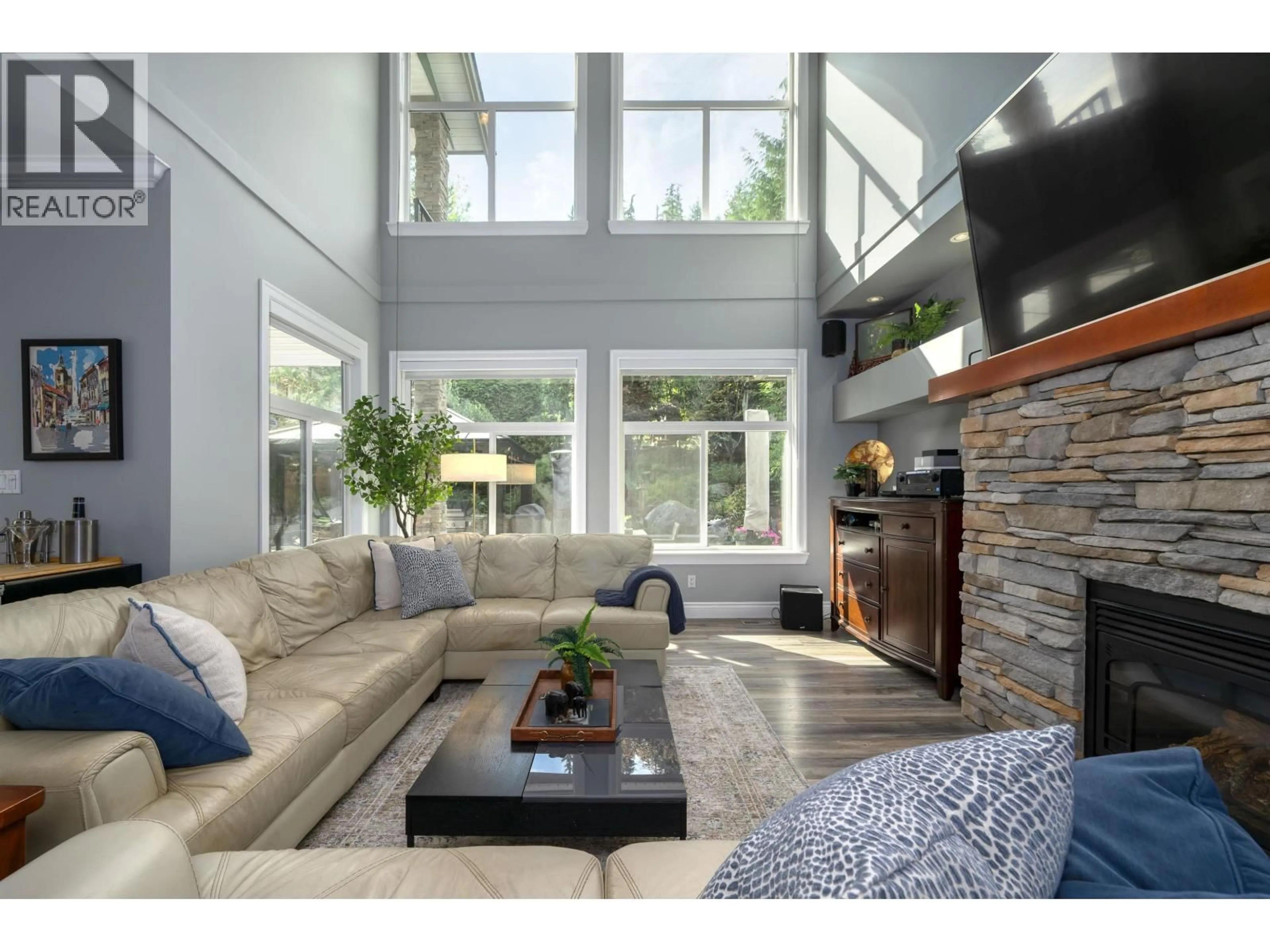Living room with furniture, unknown for 2915 FERN DRIVE, Anmore British Columbia V3H4W9