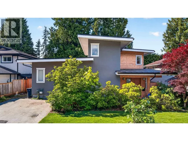 2388 PATRICIA AVENUE, Port Coquitlam 3