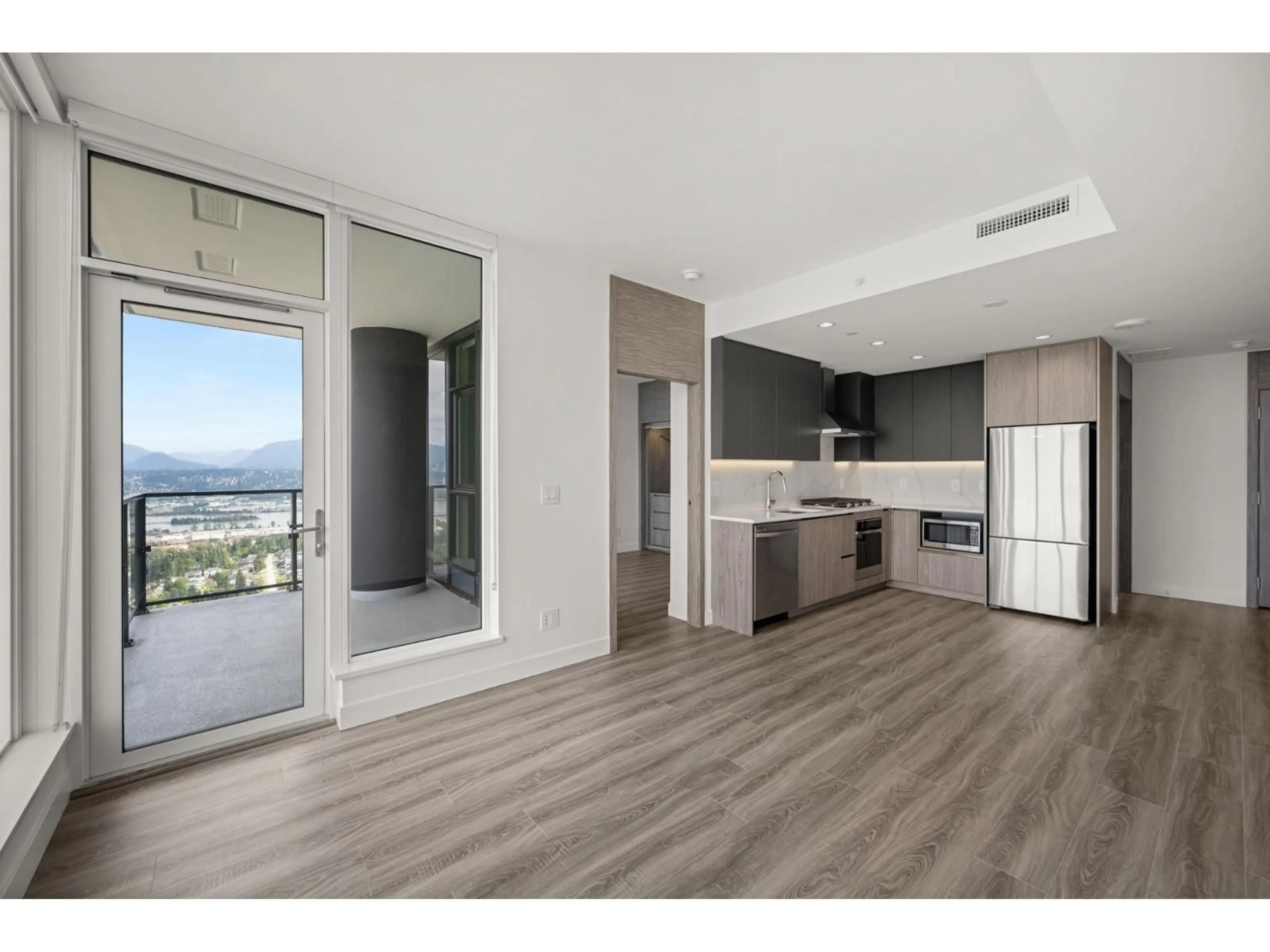Open concept kitchen, unknown for 3808 - 10750 135A STREET, Surrey British Columbia V3T0V4