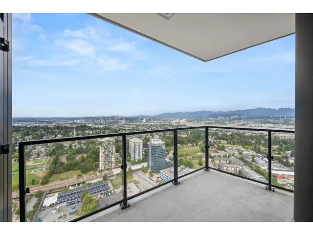 3808 - 10750 135A STREET, Surrey 3