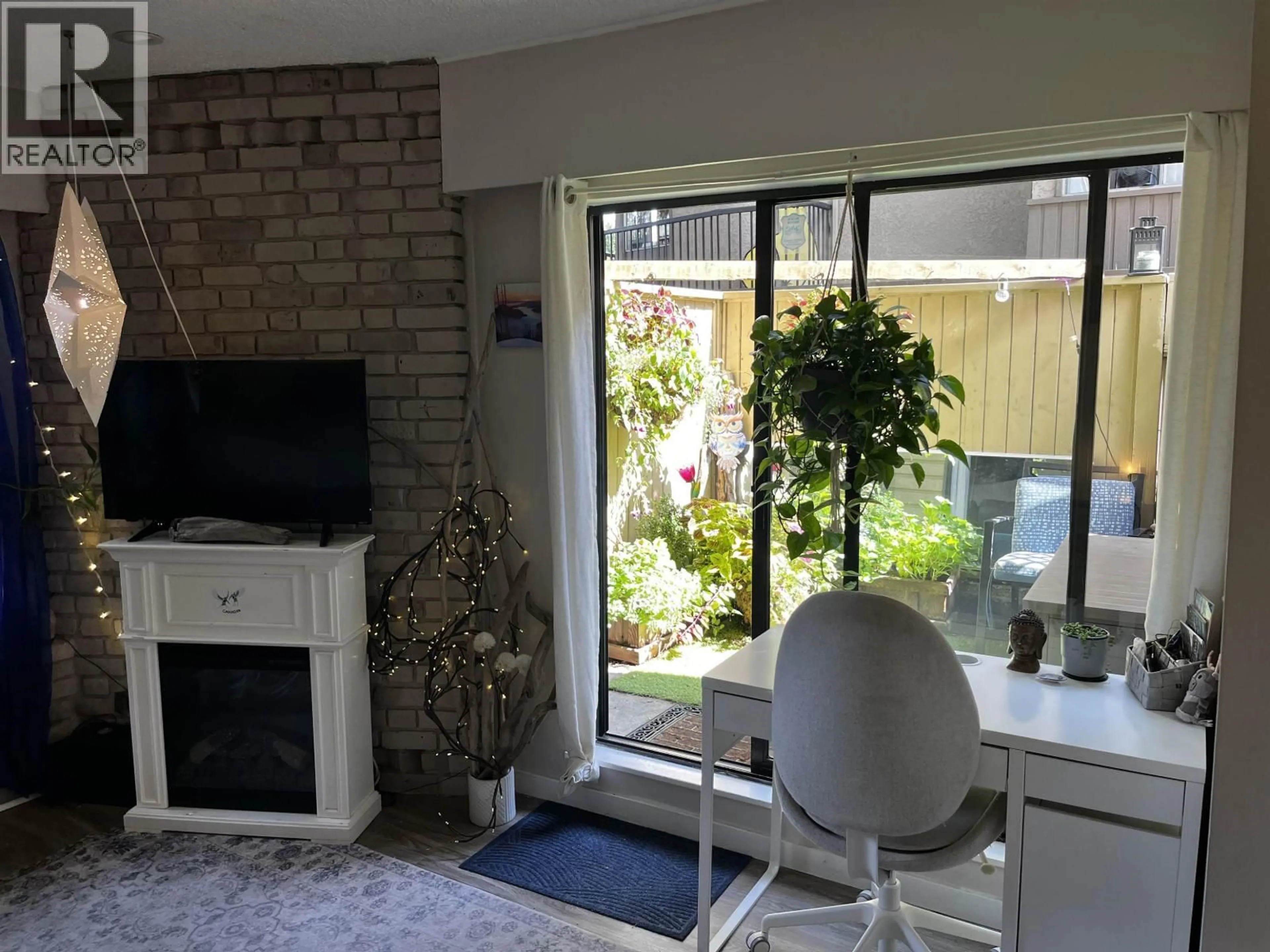 A pic of a room for 102 - 2234 PRINCE ALBERT STREET, Vancouver British Columbia V5T4K9