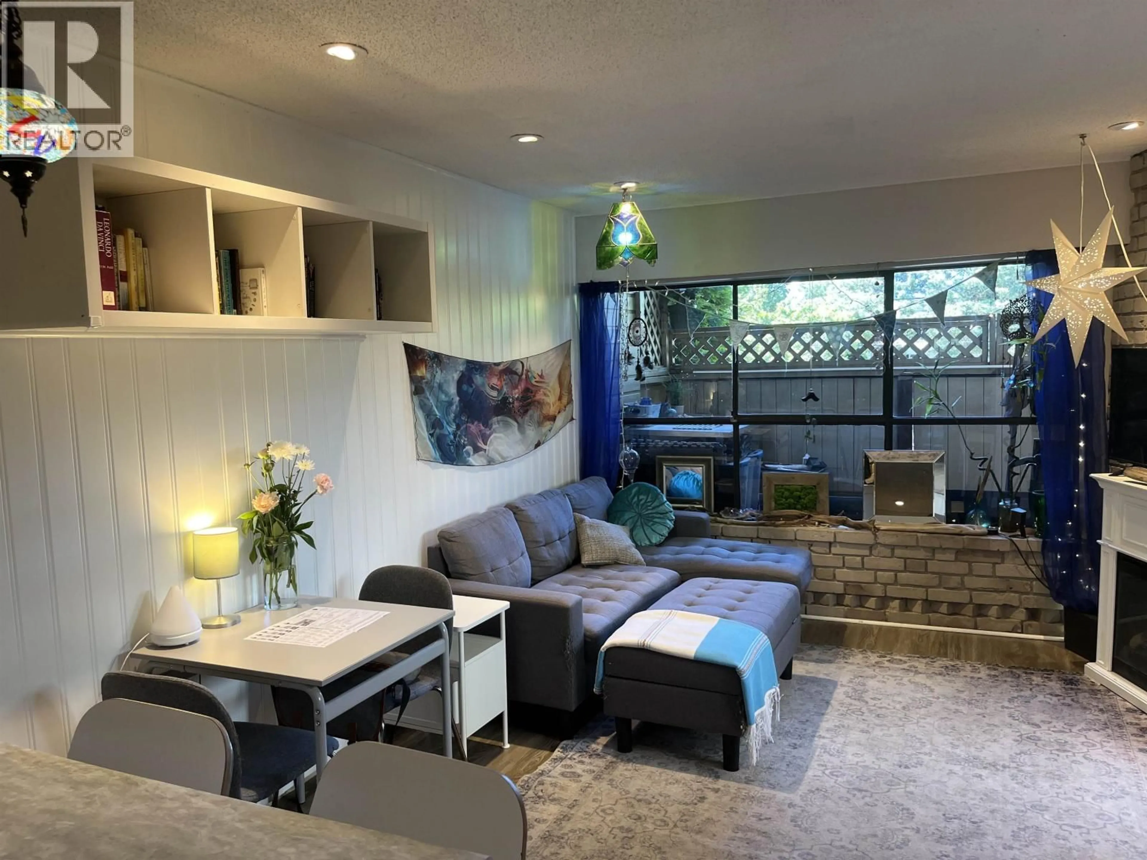 Living room with furniture, unknown for 102 - 2234 PRINCE ALBERT STREET, Vancouver British Columbia V5T4K9