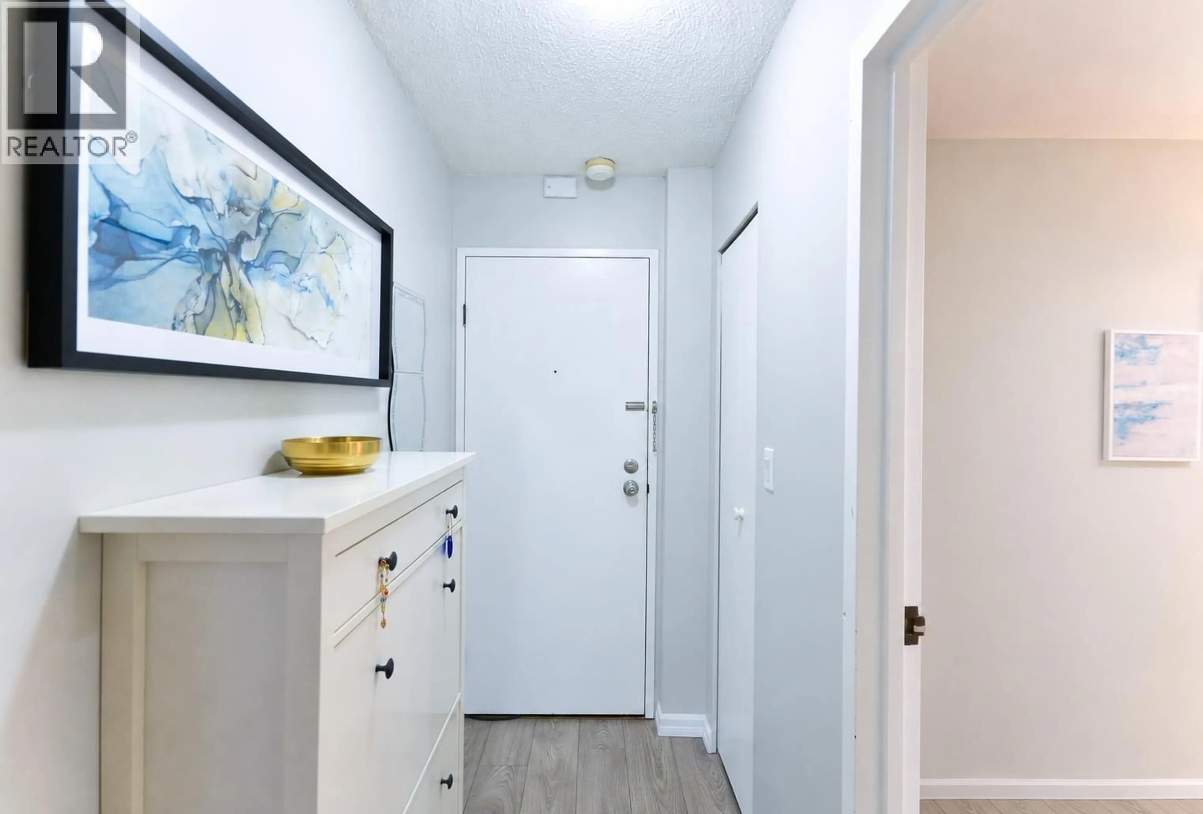 Indoor entryway for 505 - 9320 PARKSVILLE DRIVE, Richmond British Columbia V7E4W2