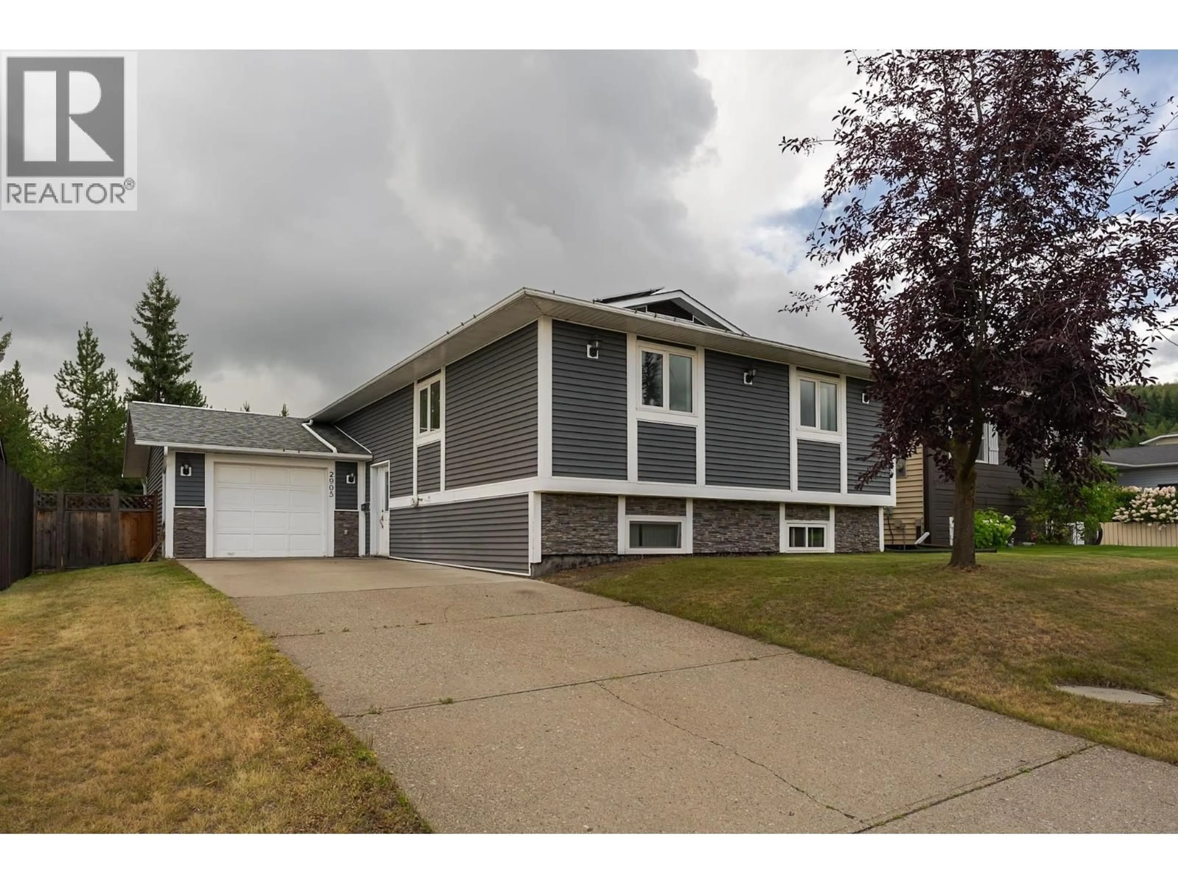 Home with vinyl exterior material, street for 2905 CHRISTOPHER CRESCENT, Prince George British Columbia V2N4S4