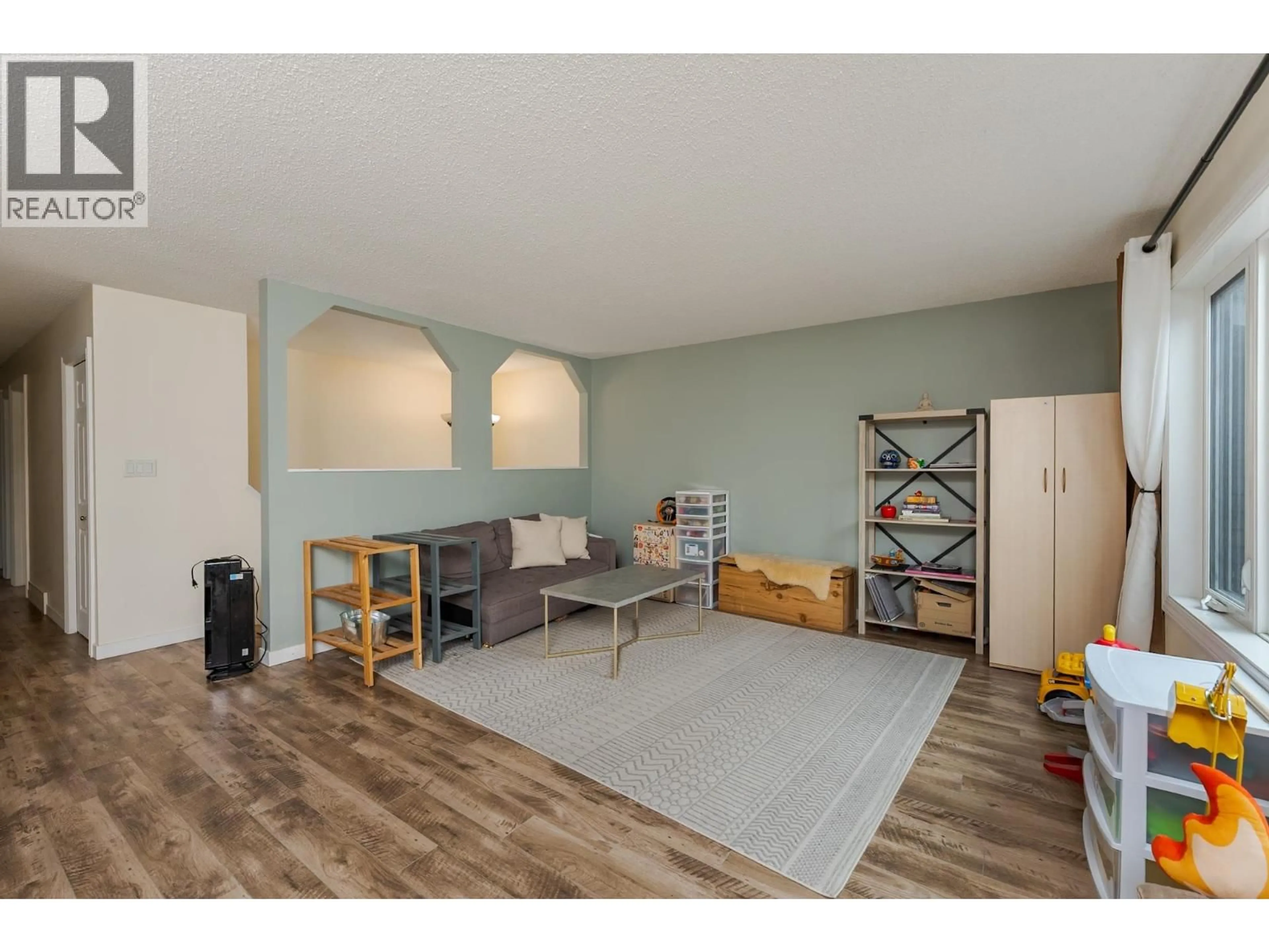 A pic of a room for 2905 CHRISTOPHER CRESCENT, Prince George British Columbia V2N4S4